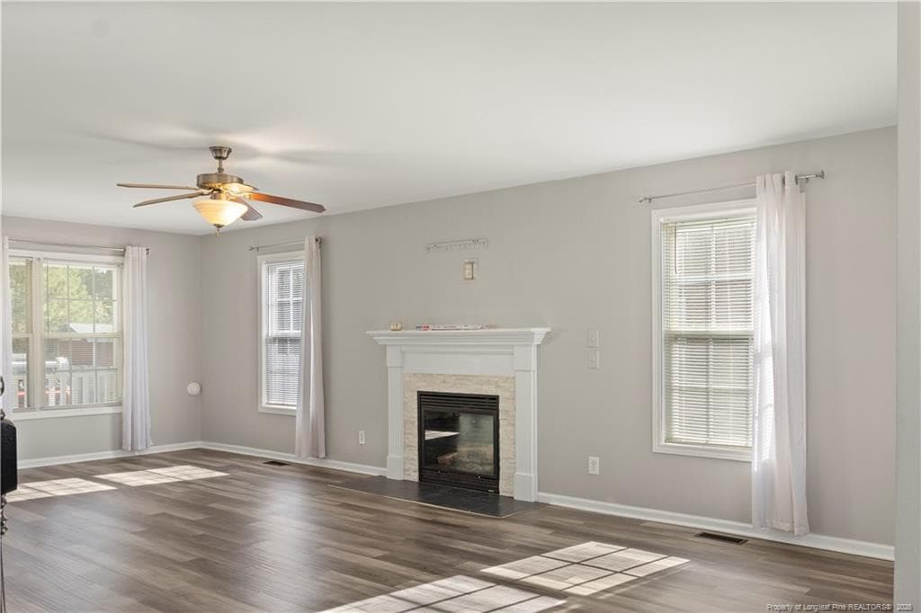 Photo 5 - 202 Lennox Loop, Raeford, NC 28376