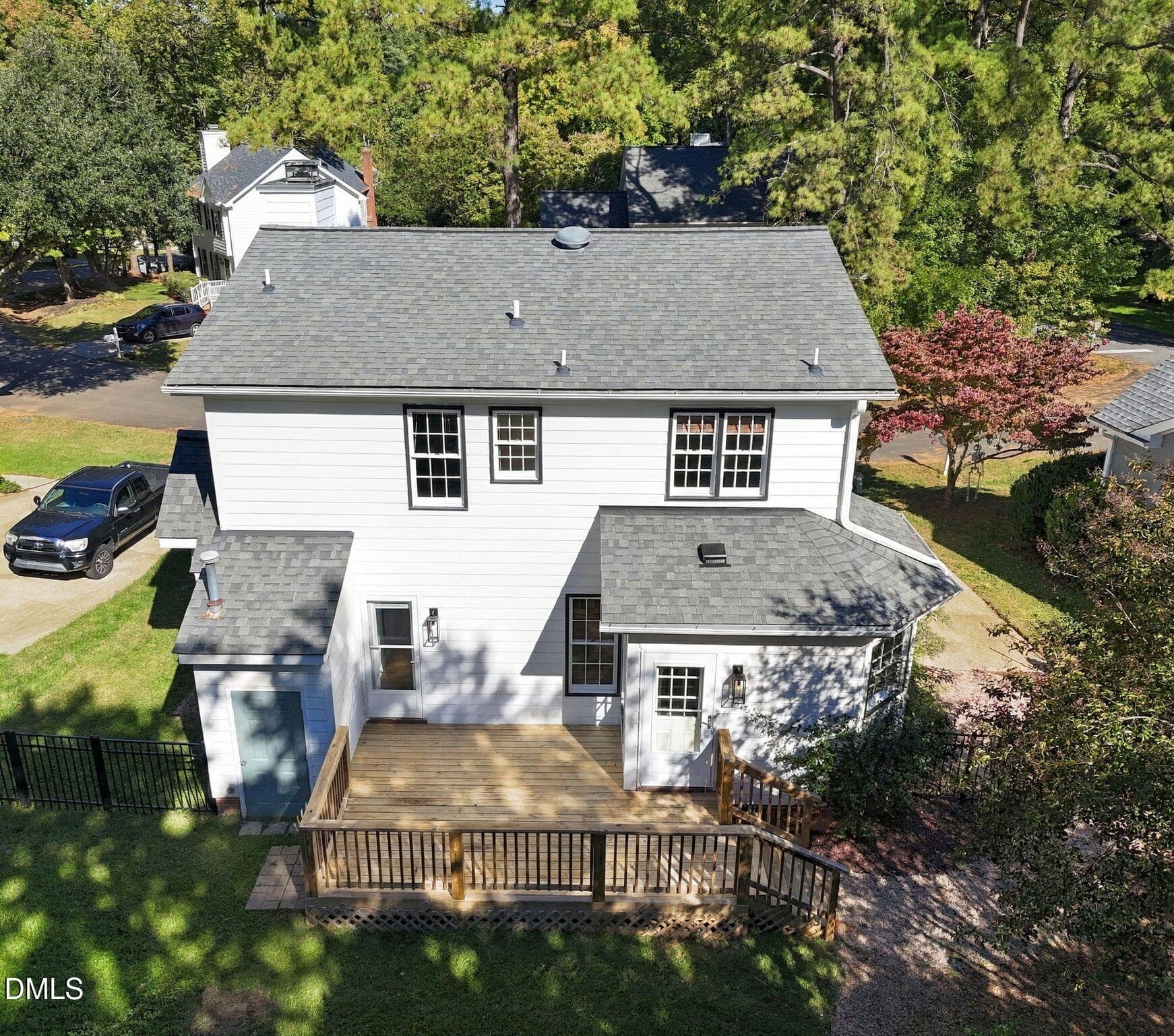 6-web-or-mls-DJI_20261021113117_0472_D - 7105 Kinross Drive, Raleigh, NC 27613