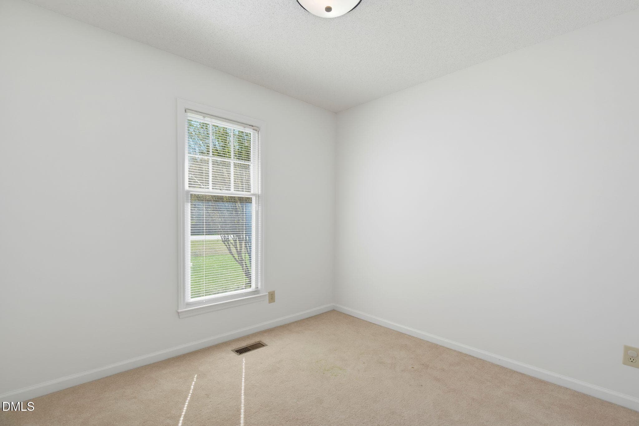 21-web-or-mls-2725 May Dr-21 - 2725 May Drive, Burlington, NC 27215