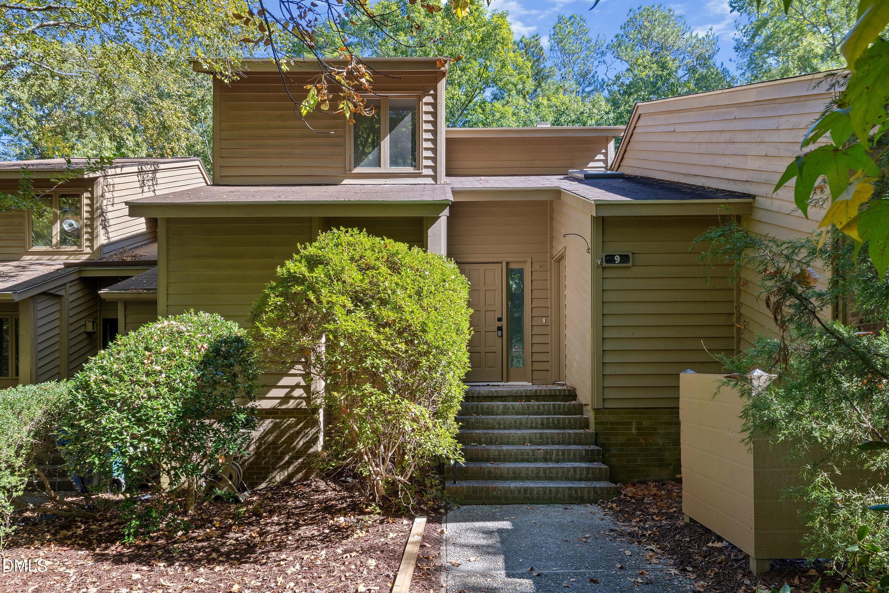 04-9 Creekview Ln_1404 - 9 Creekview Lane, Durham, NC 27705
