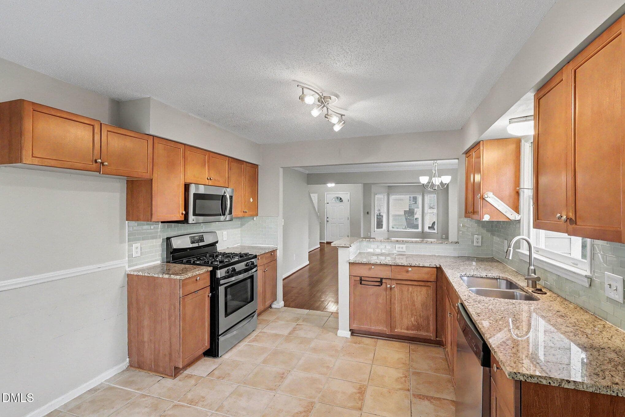 011_file_2733 - 1948 Jupiter Hills Court, Raleigh, NC 27604
