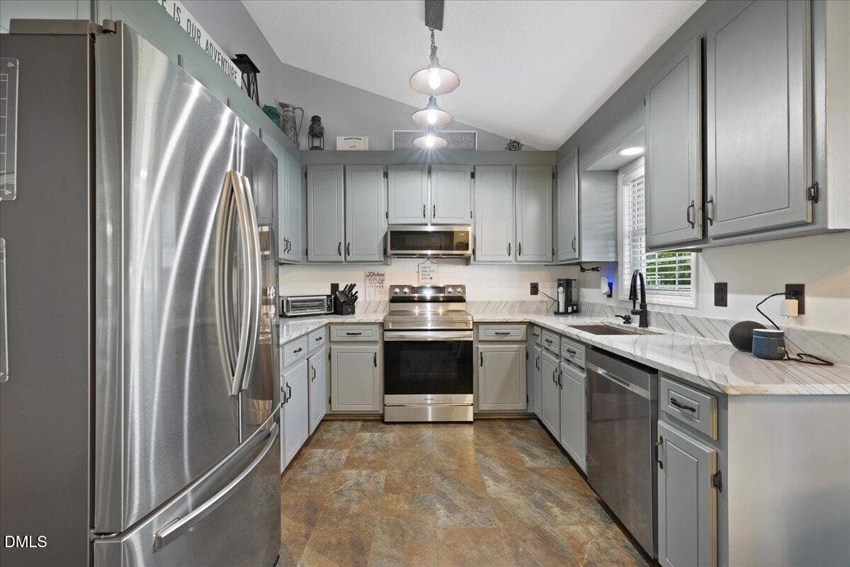 20-209 Davis Farm Dr-20 - 209 Davis Farm Drive, Selma, NC 27576