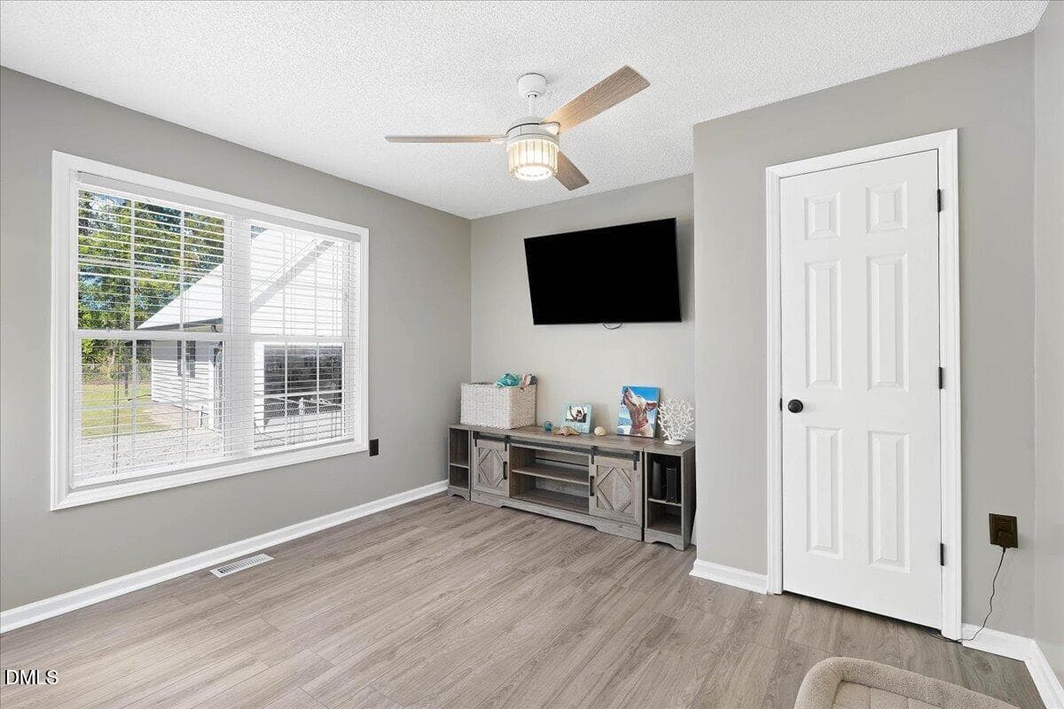 26-209 Davis Farm Dr-26 - 209 Davis Farm Drive, Selma, NC 27576