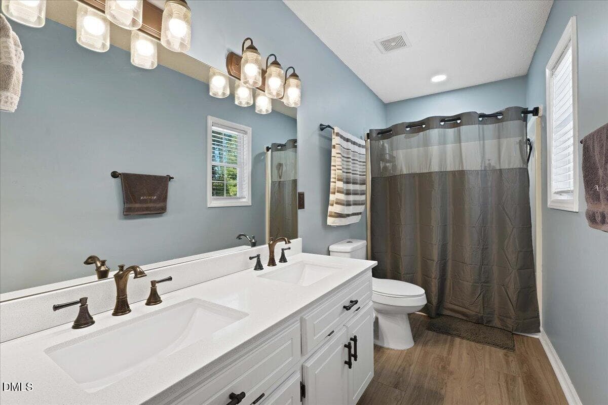 28-209 Davis Farm Dr-28 - 209 Davis Farm Drive, Selma, NC 27576