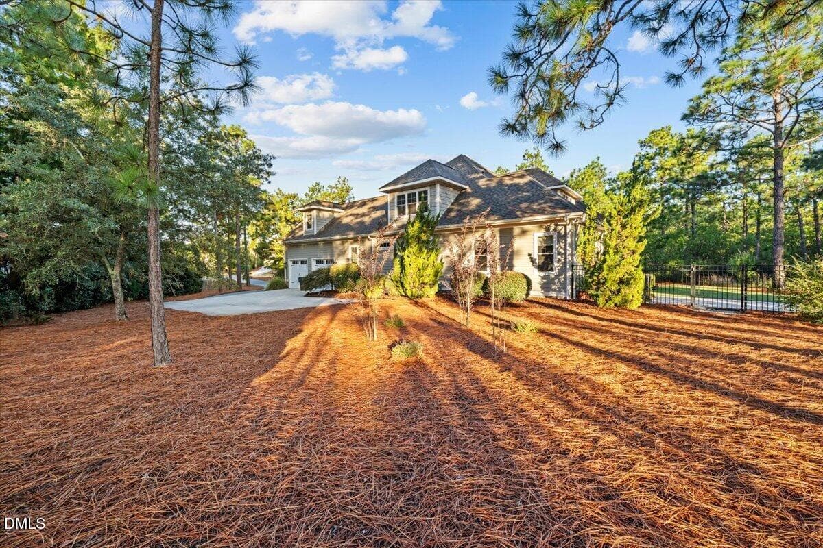 06-DSC05170 - 102 Gilbert Court, Pinehurst, NC 28374
