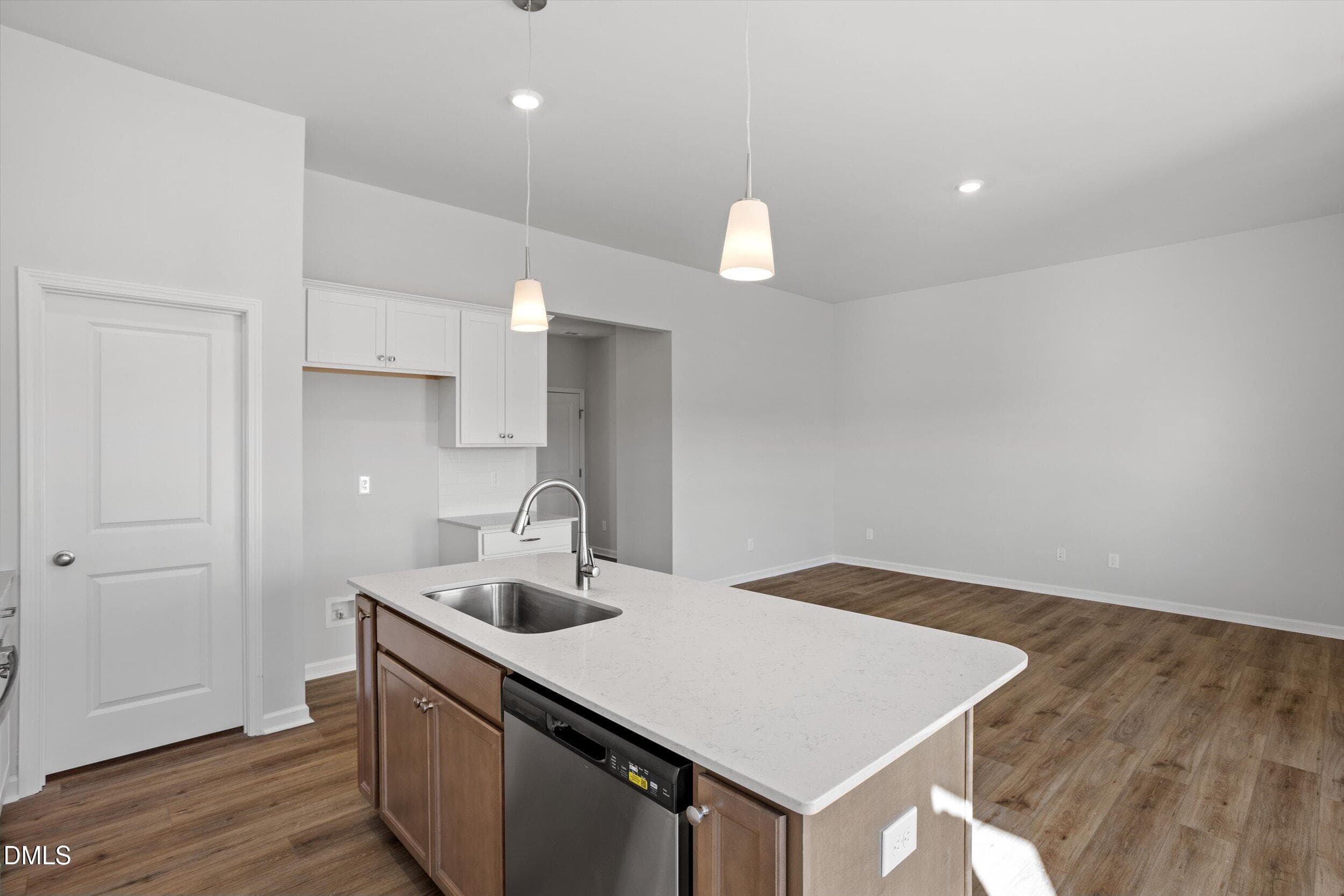 FMWeb14 - 321 Thomas Trail 16, Lillington, NC 27546