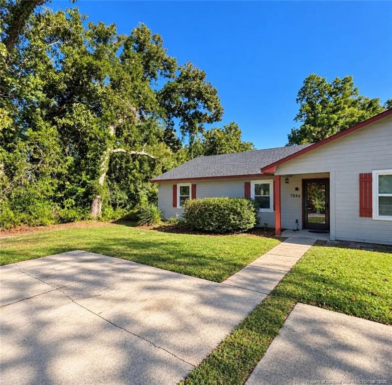 Photo 2 - 7046 Philippi Church Road, Raeford, NC 28376