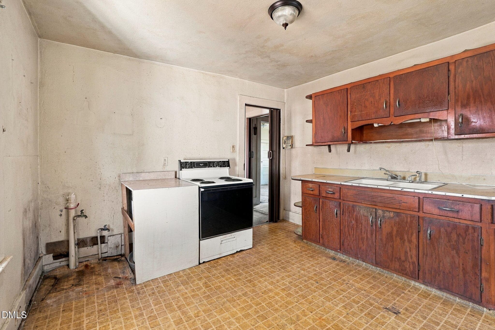 Kitchen - 411 Brownrigg Street, Goldsboro, NC 27530