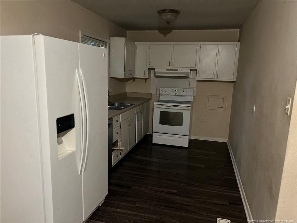 Photo 3 - 217 Lansdowne Road, Fayetteville, NC 28314