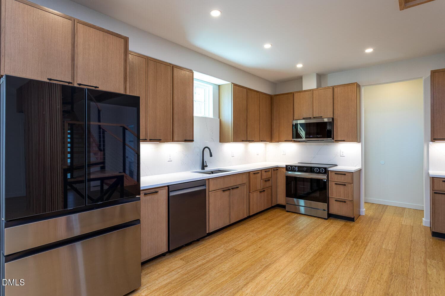 22 - Kitchen - 209 Freeman Street, Raleigh, NC 27601