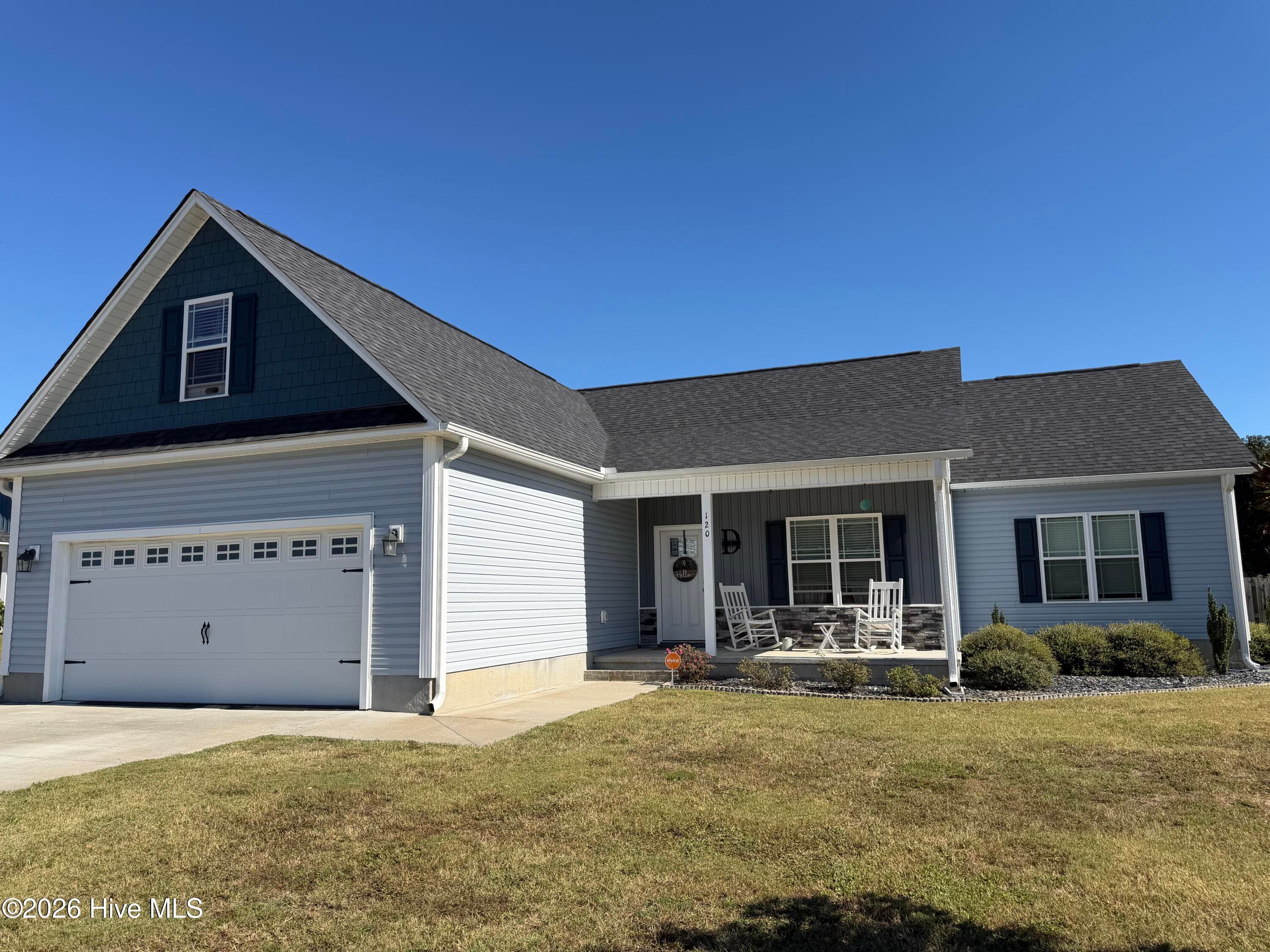 Single Family Residence at 120 Pembury Way, Richlands, NC 28574, photo 6 of 75