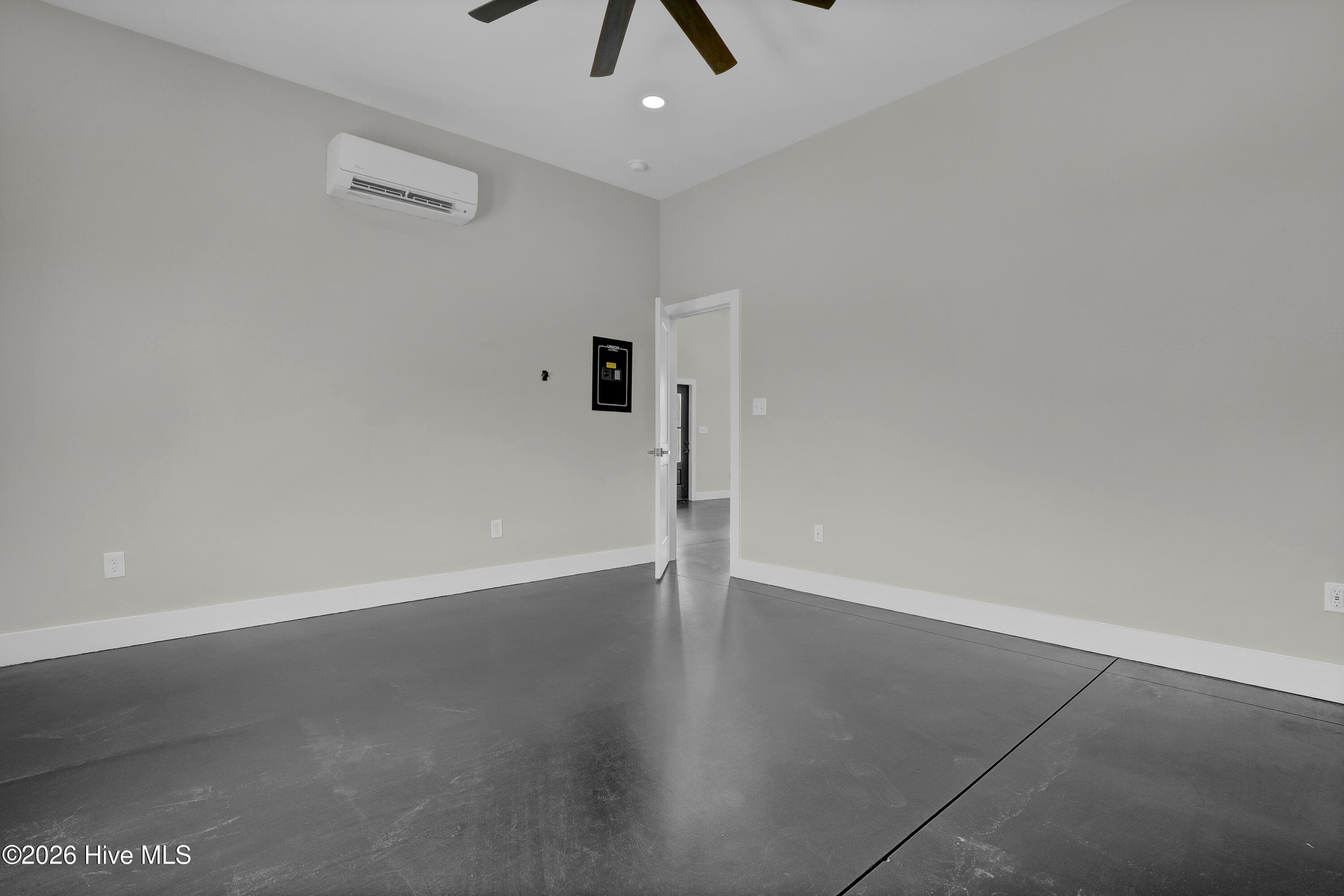 Single Family Residence at 250 Pilchers Branch Road, Holly Ridge, NC 28445, photo 23 of 75