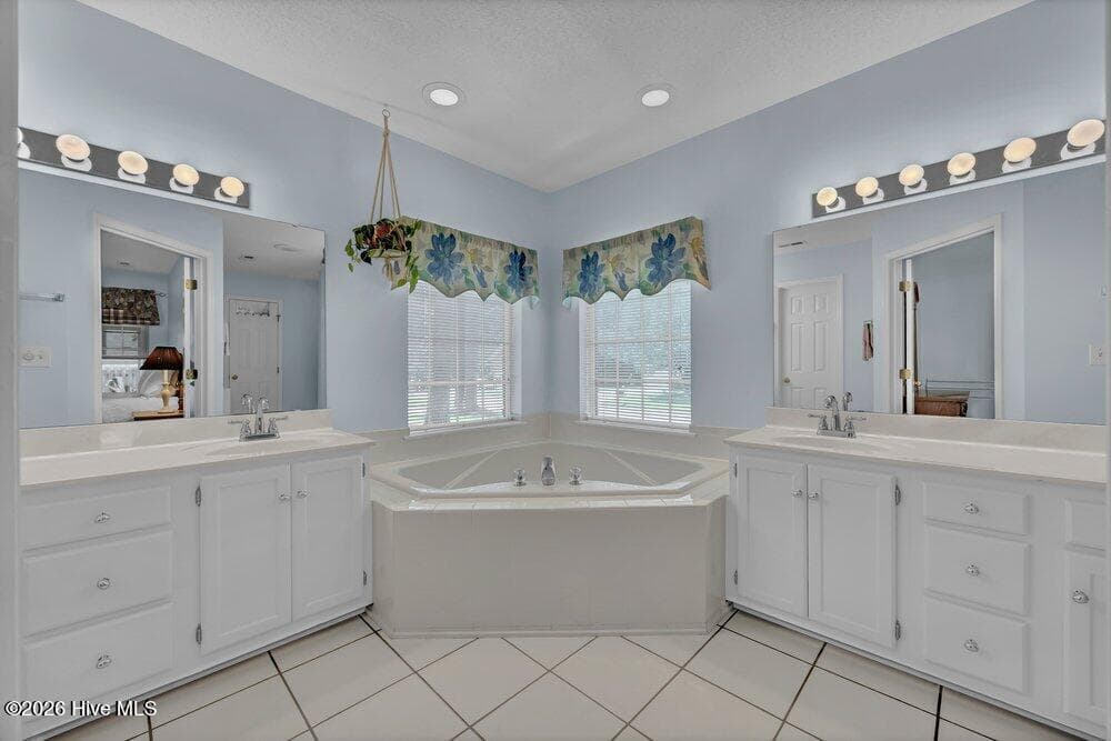 Single Family Residence at 7101 Crabwalk Court, Wilmington, NC 28405, photo 27 of 54
