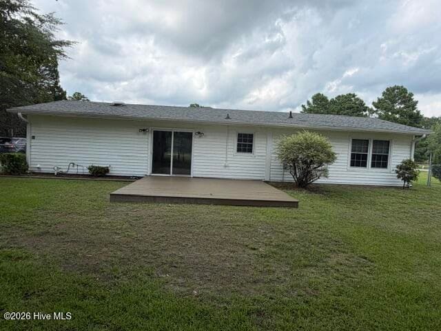 Single Family Residence at 2216 Ridge Road, New Bern, NC 28560, photo 6 of 41