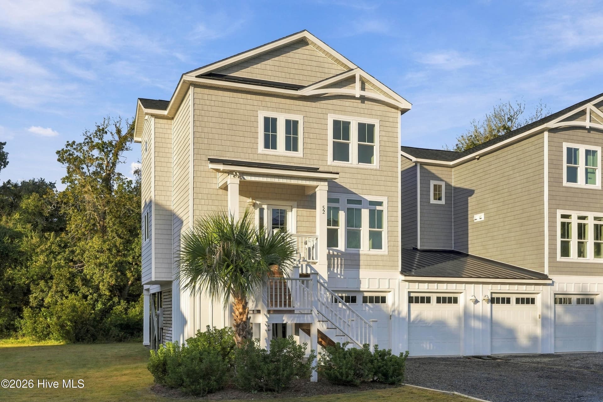 Single Family Residence at 52 Pier View Court, Hampstead, NC 28443, photo 8 of 61