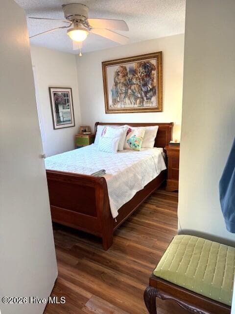 Condominium at 115 Carolina Beach Avenue S 101, Carolina Beach, NC 28428, photo 17 of 79