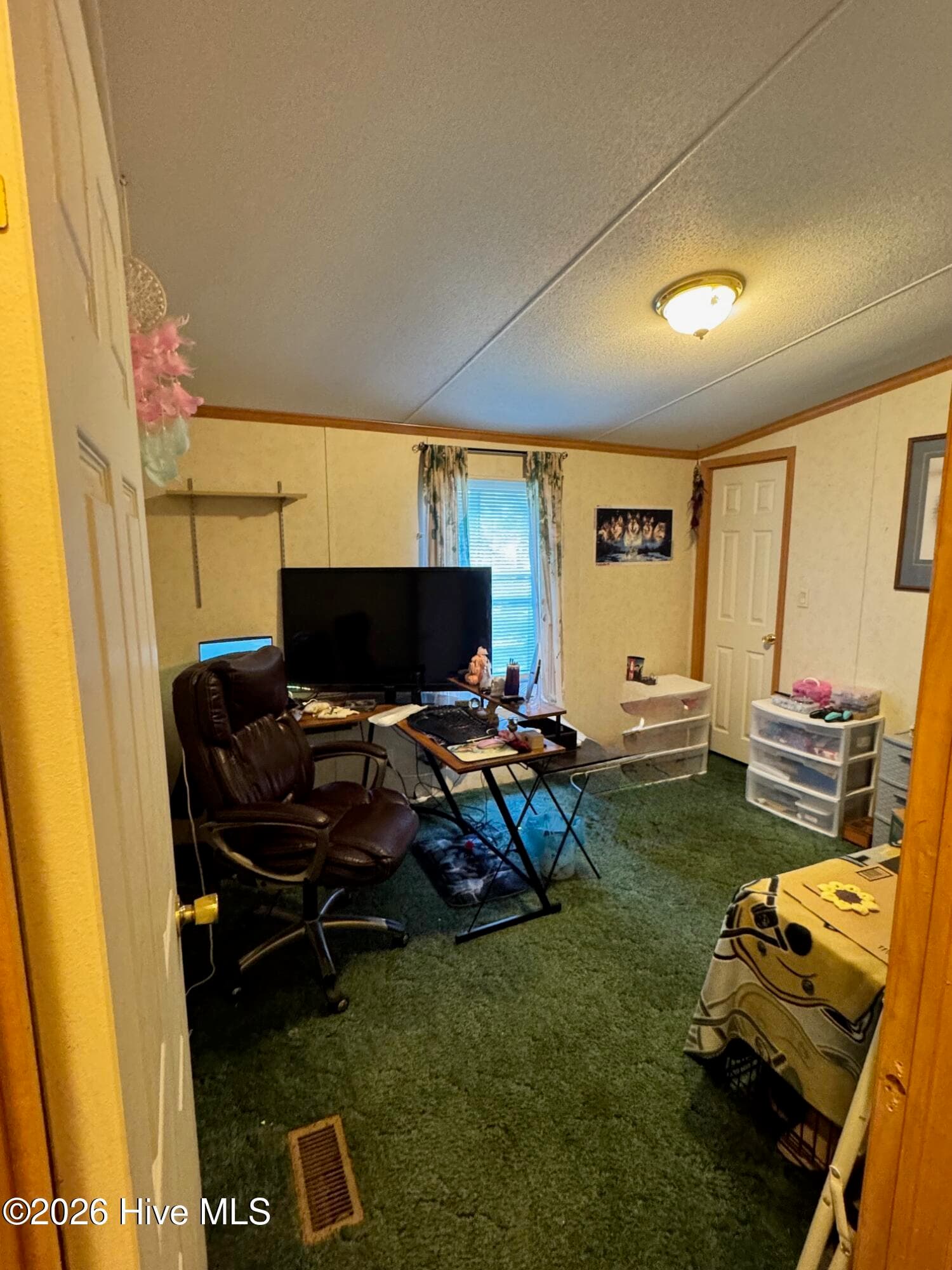 Manufactured Home at 3205 Deanswood Drive, Kinston, NC 28504, Kinston, photo 8 of 19