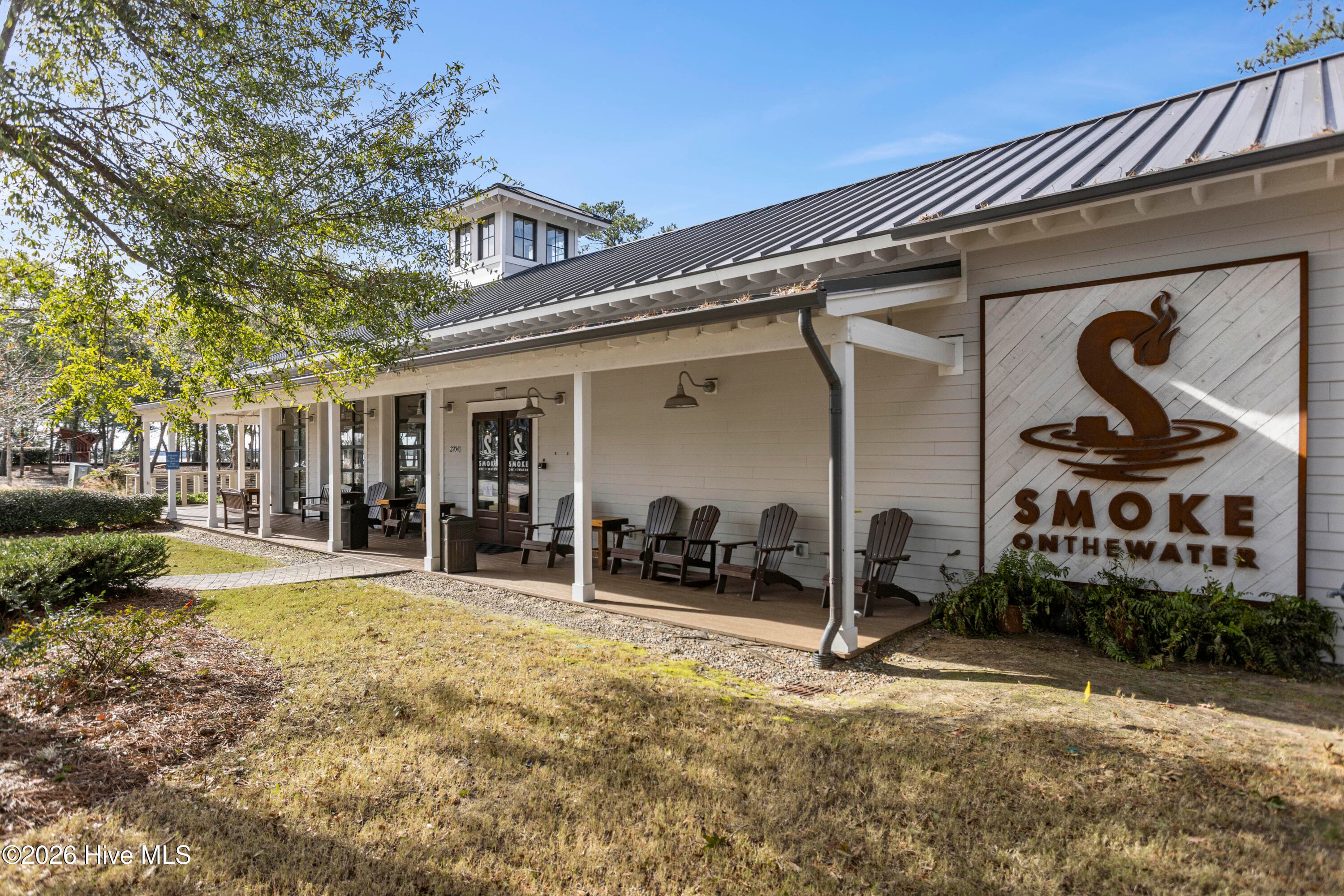 On site restaurants - 1331 Trisail Terrace, Wilmington, NC 28412