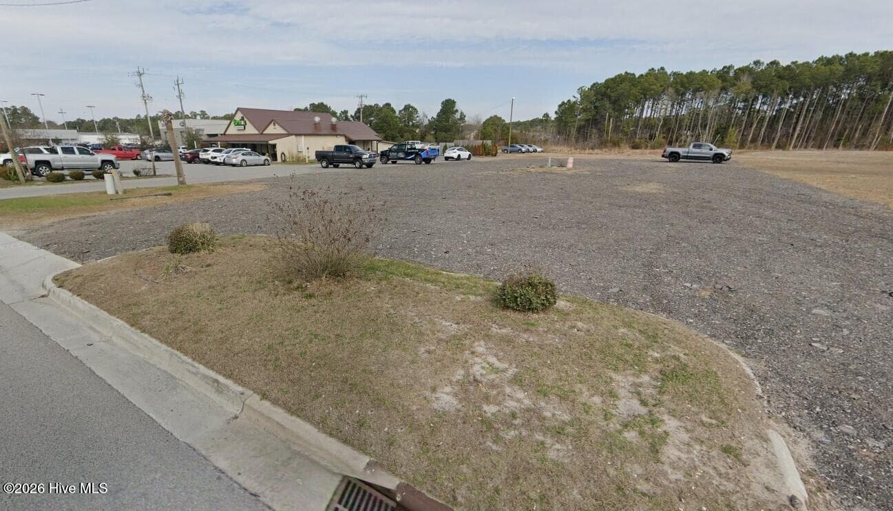 910 W Corbett Avenue, Swansboro, NC 28584
