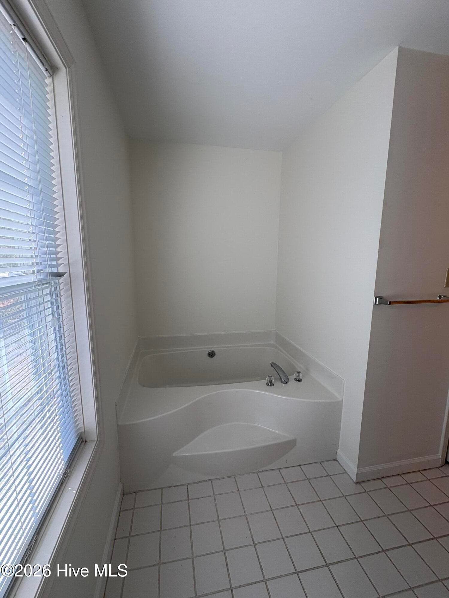 Single Family Residence at 15 Sandpiper Drive, Whispering Pines, NC 28327, Whispering Pines, photo 26 of 54