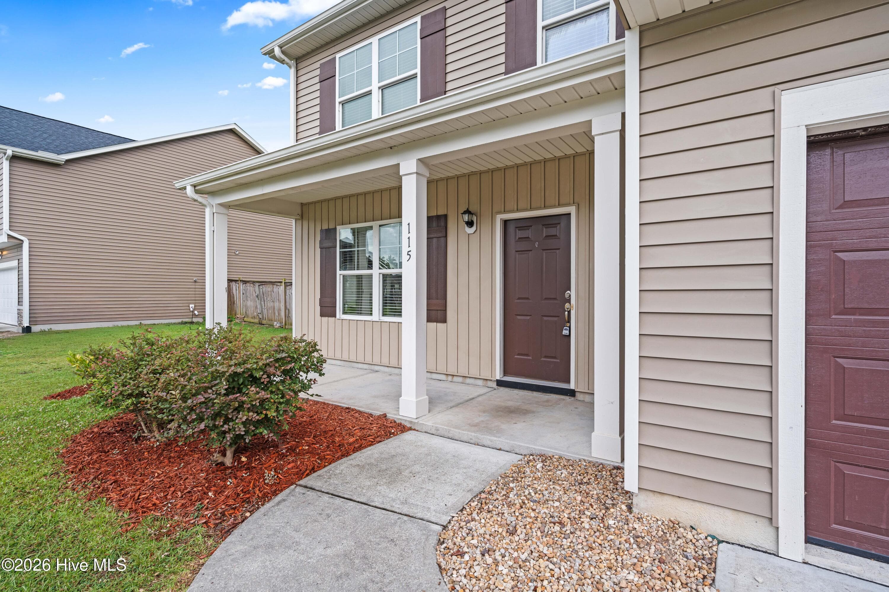 Single Family Residence at 115 Mittams Point Drive, Jacksonville, NC 28546, photo 9 of 59