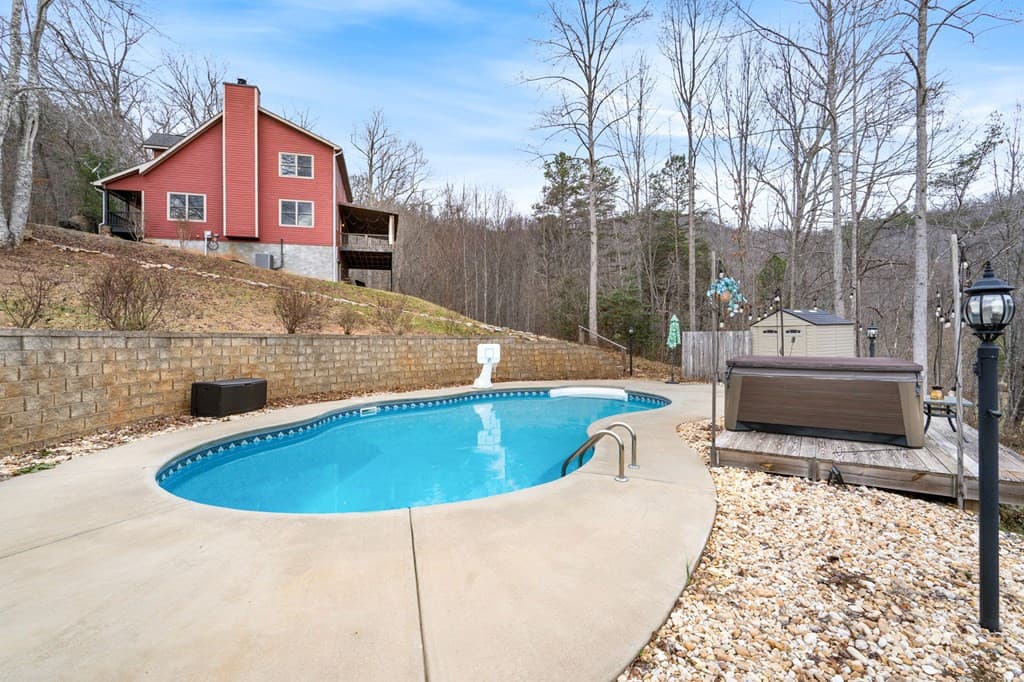 Single Family Residence at 202 Bell Orchard Drive, Hayesville, NC 28904, photo 38 of 43