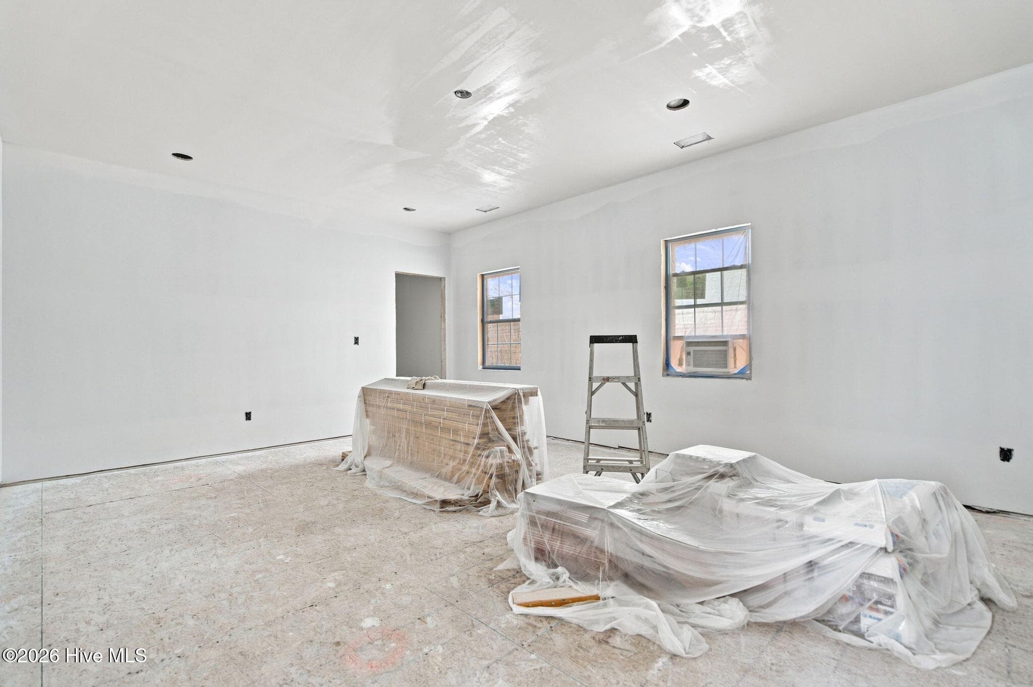 Single Family Residence at 512 Queen Street, Wilmington, NC 28401, photo 14 of 95