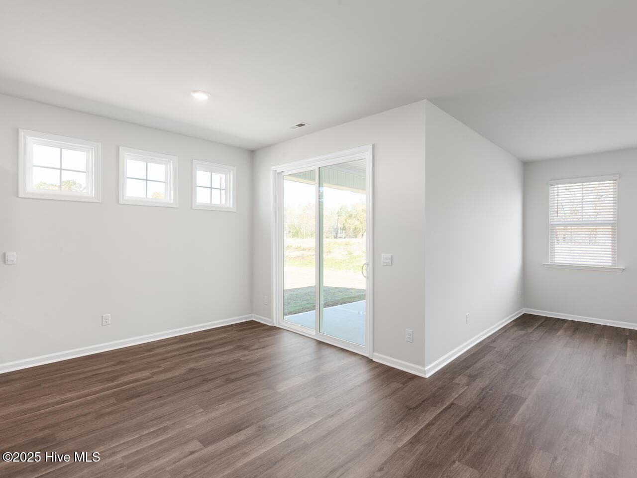 Single Family Residence at 2110 Cypress Hill Drive SE Lot 89, Bolivia, NC 28422, photo 16 of 38