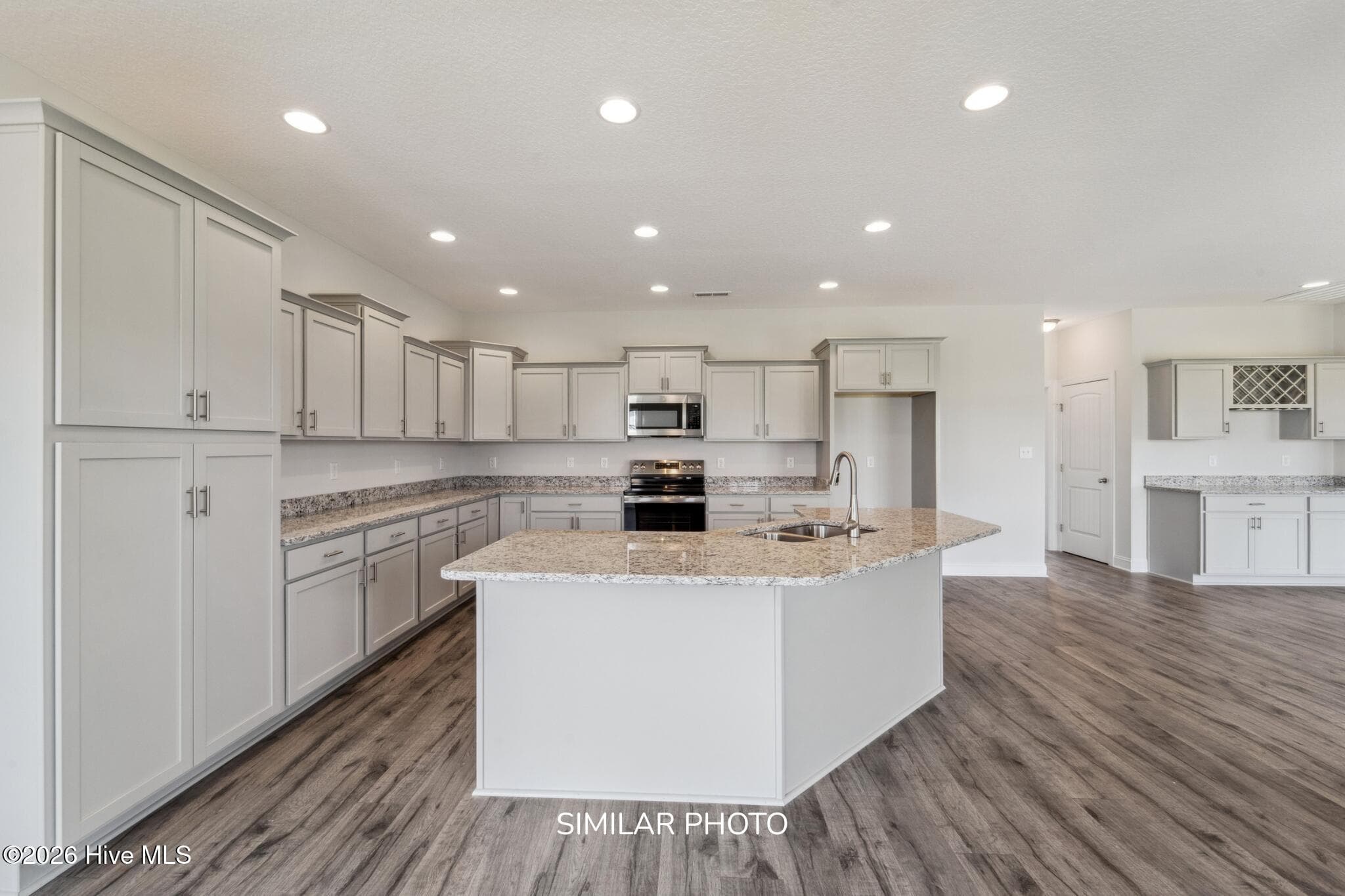 Single Family Residence at 703 Atlantic Coast Lane, Jacksonville, NC 28546, photo 17 of 37