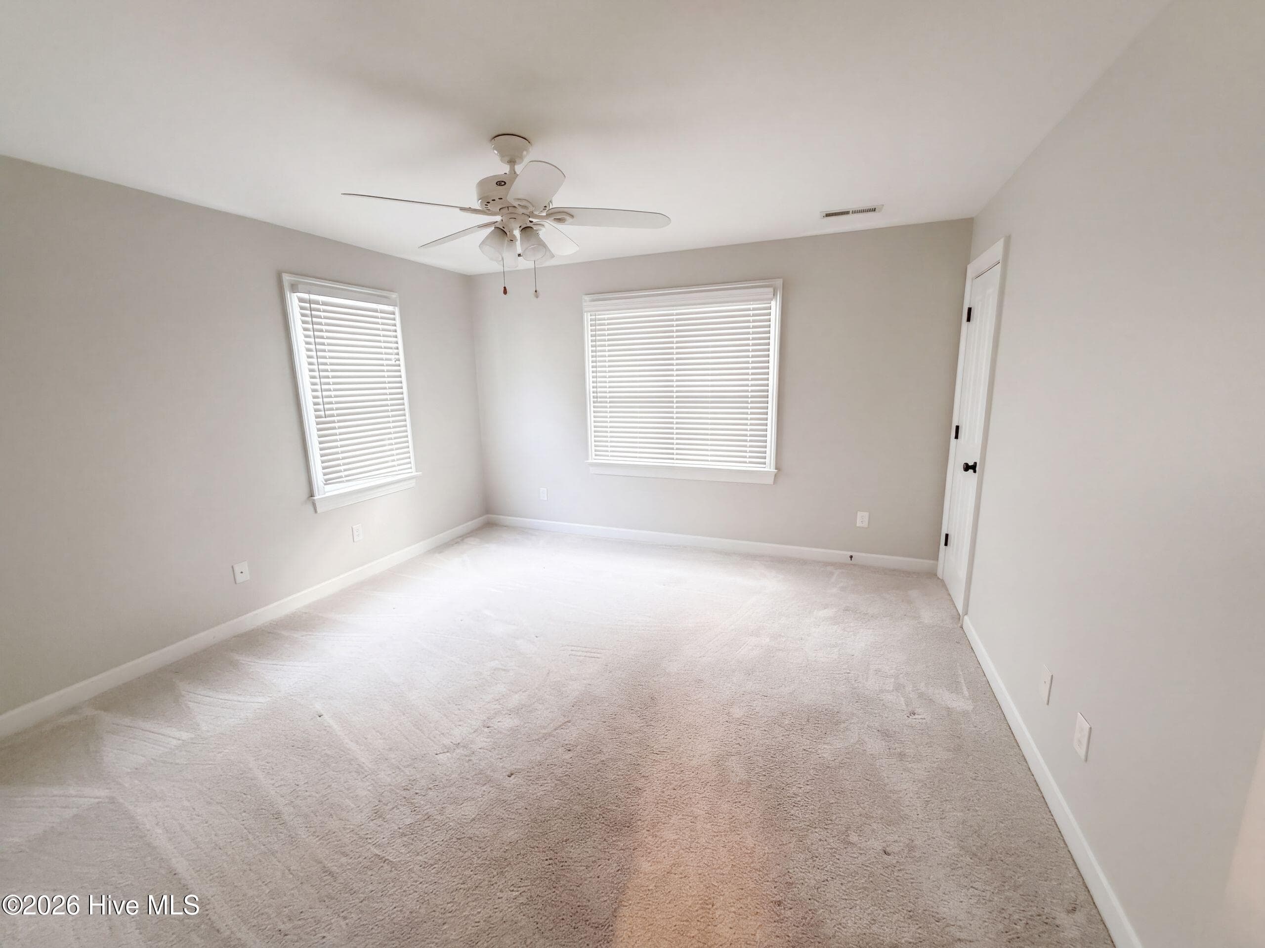 Single Family Residence at 1604 Sound Watch Drive, Wilmington, NC 28409, photo 12 of 39
