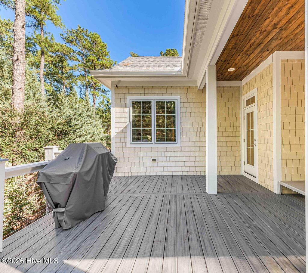 Single Family Residence at 43 Ridgeland Street, Pinehurst, NC 28374, photo 16 of 89