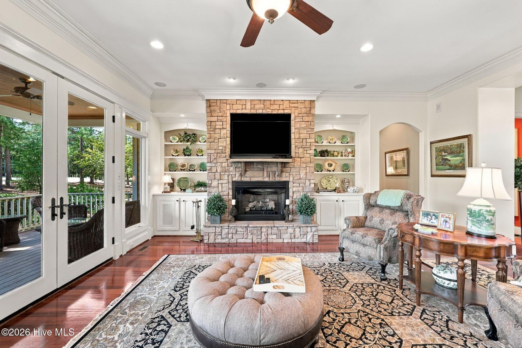 Single Family Residence at 28 Middlebury Road, Pinehurst, NC 28374, photo 5 of 40