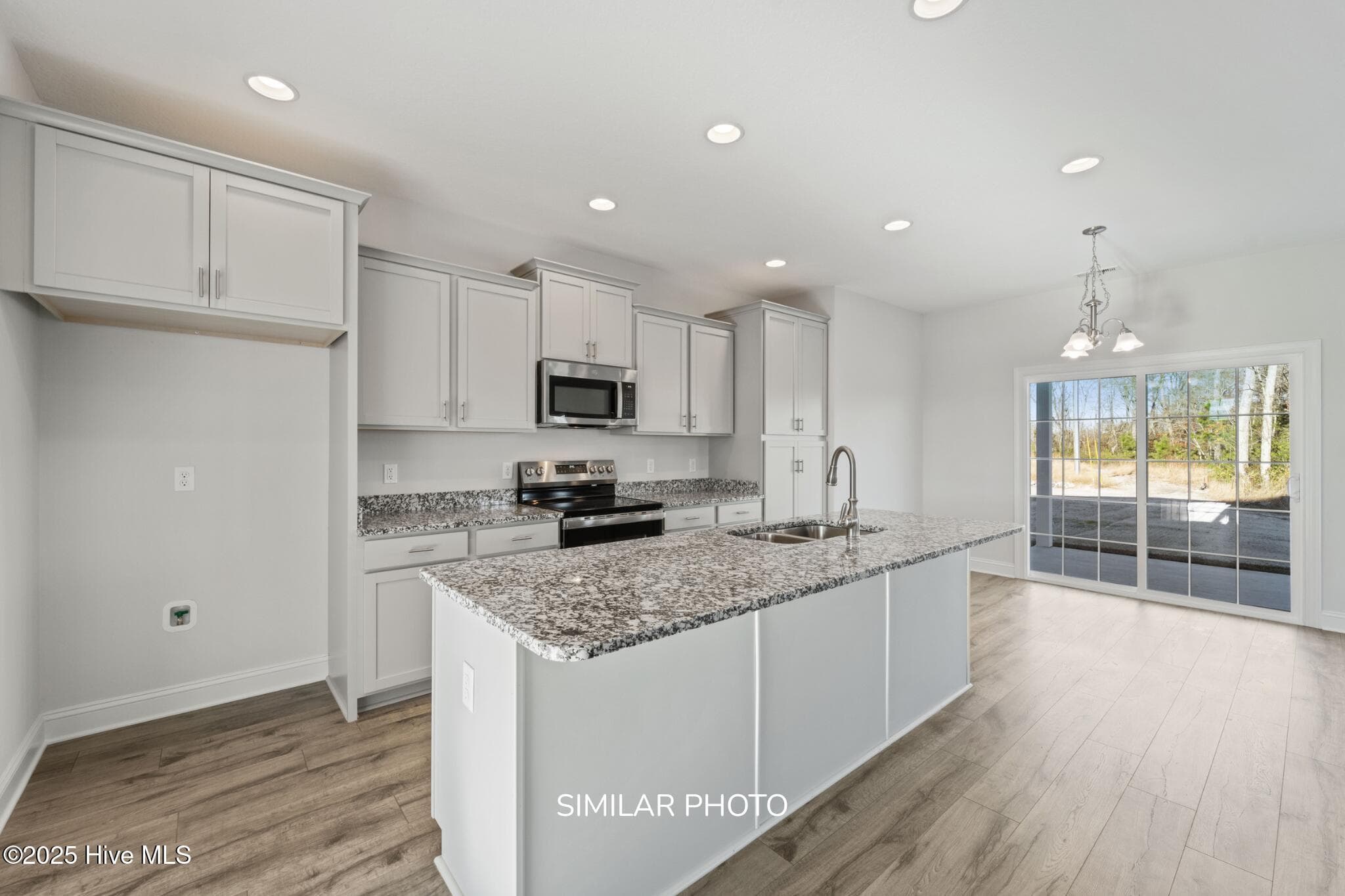 Single Family Residence at 601 Salty Marsh Lane, Jacksonville, NC 28546, photo 18 of 86
