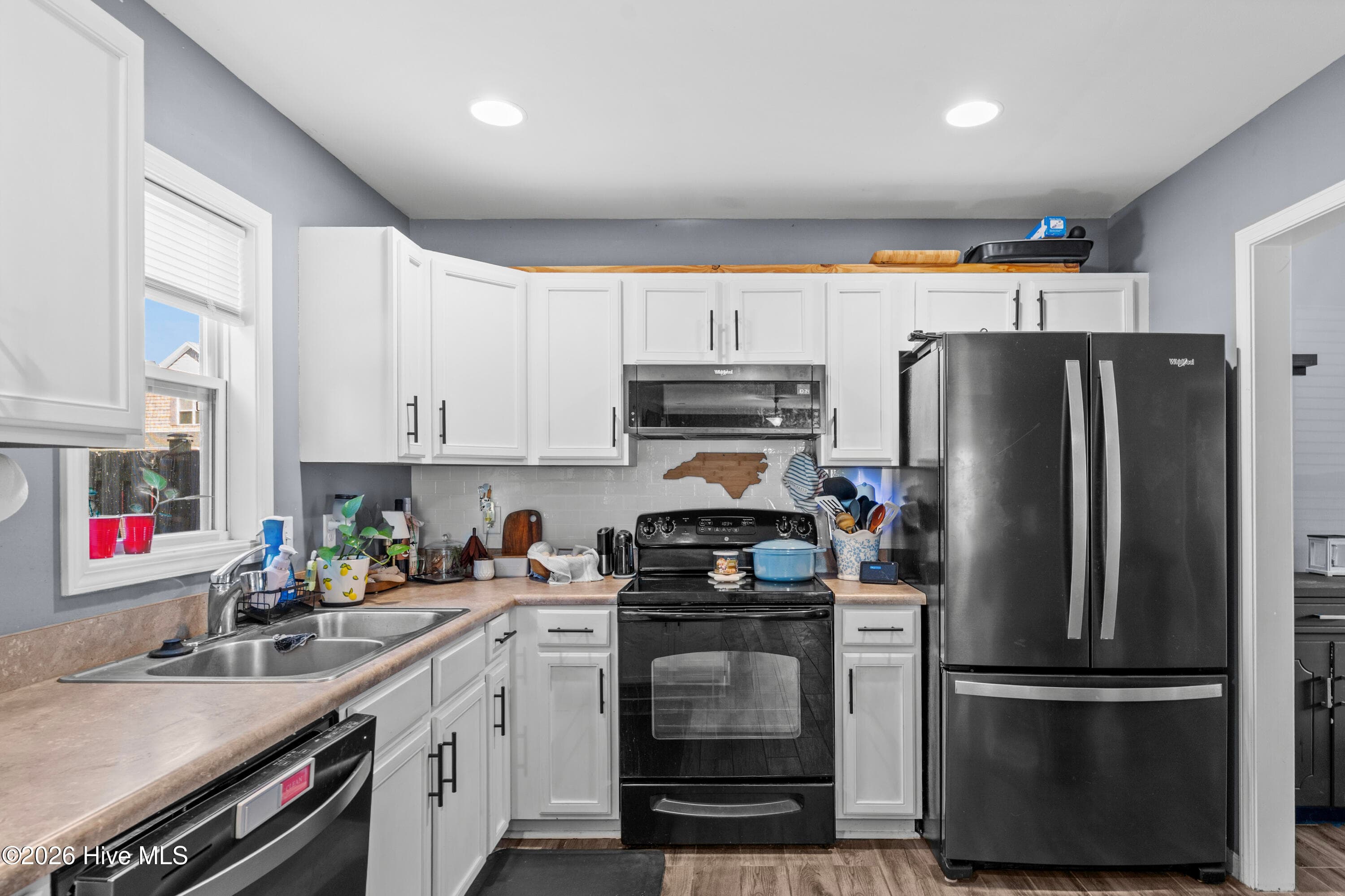 Single Family Residence at 1202 Whispering Doe Drive, Wilmington, NC 28409, Wilmington, photo 20 of 65
