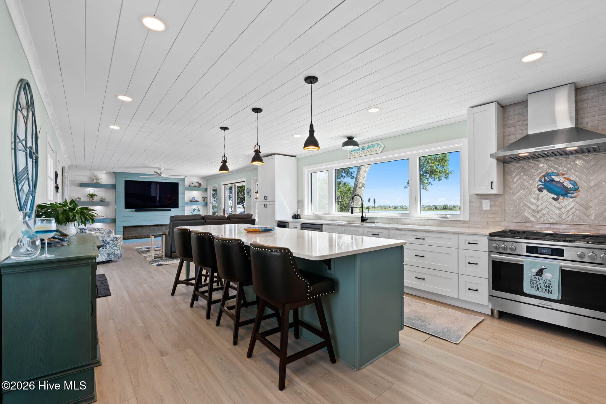 Single Family Residence at 104 Hickory Street, Sunset Beach, NC 28468, photo 19 of 83