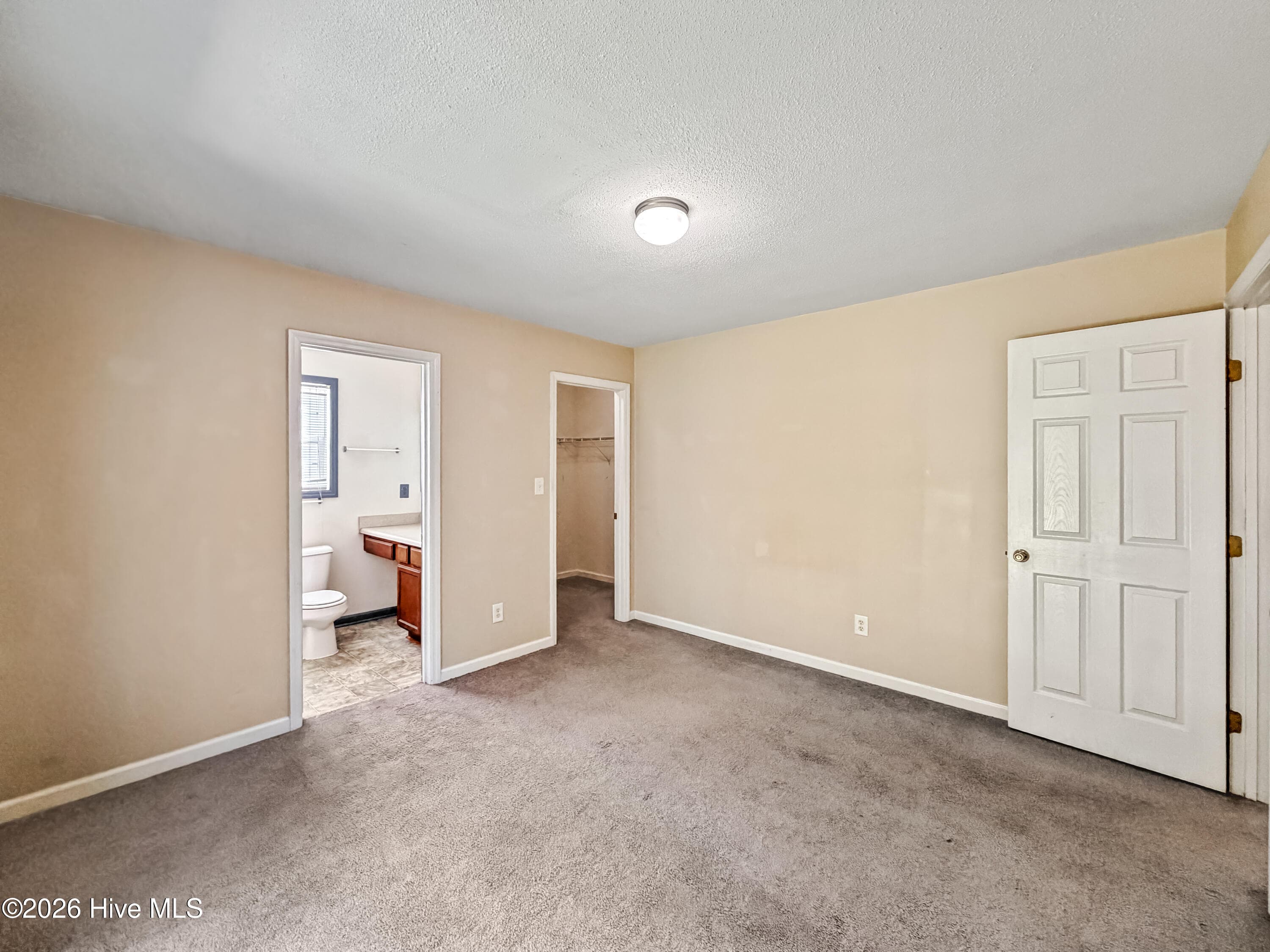 Townhouse at 164 Kelly Circle, Hubert, NC 28539, photo 17 of 33
