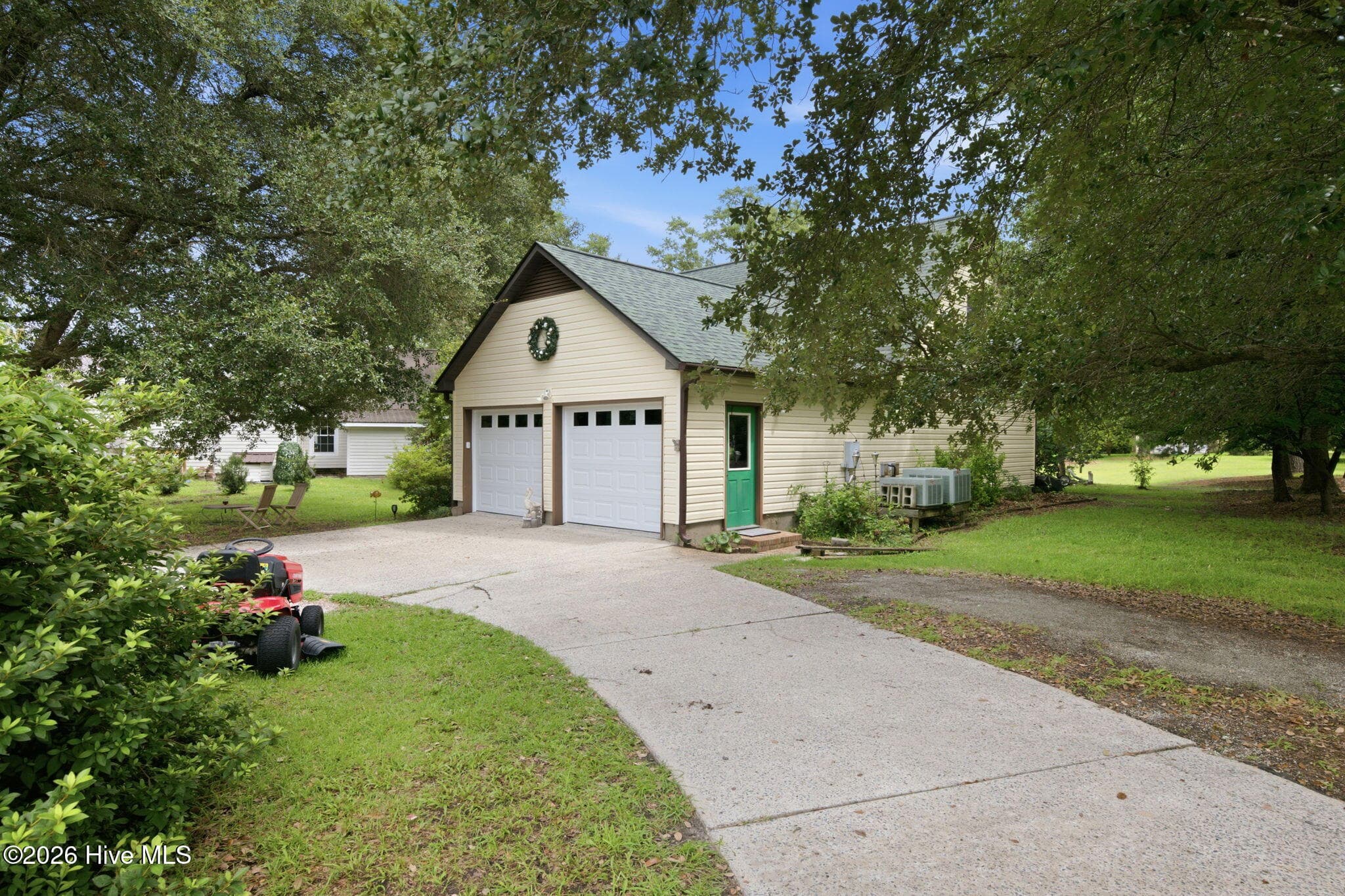 Single Family Residence at 1210 Pelican Drive, New Bern, NC 28560, photo 24 of 48