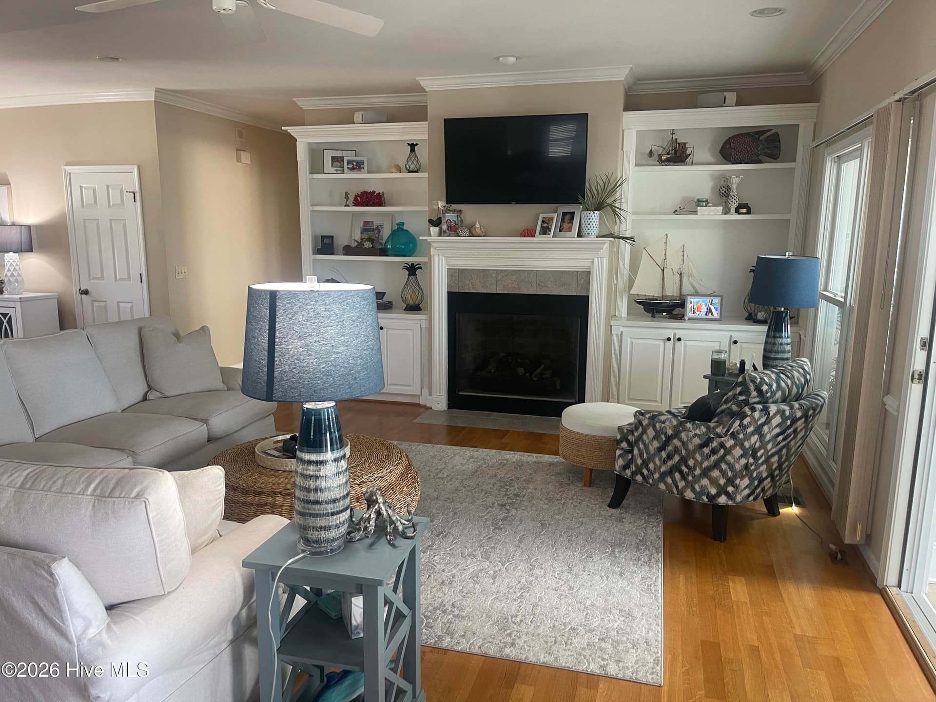 LIVING - 516 Twisted Oak Lane, Sunset Beach, NC 28468
