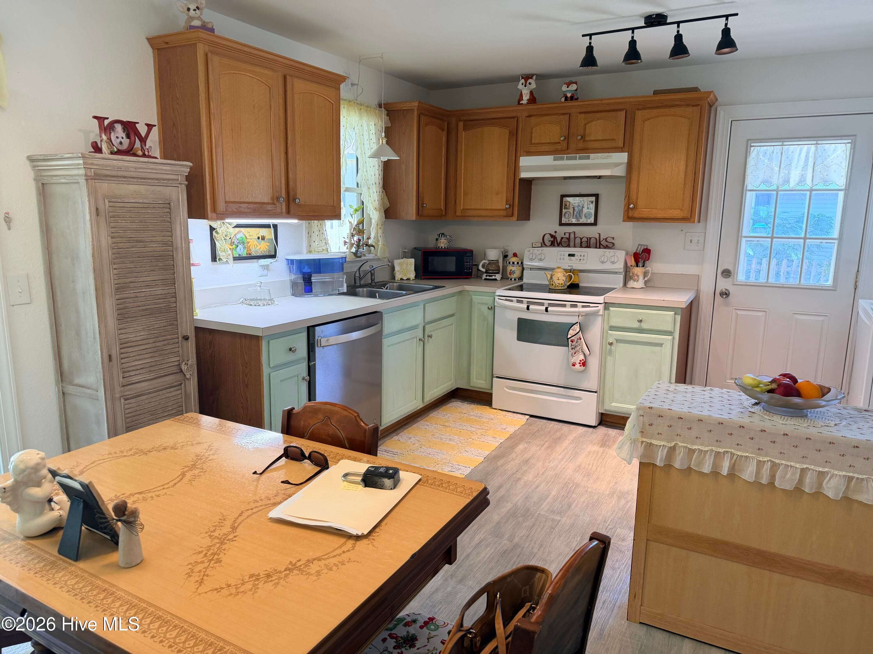 Kitchen - View 2 - 120 Ranch Drive, Elizabeth City, NC 27909