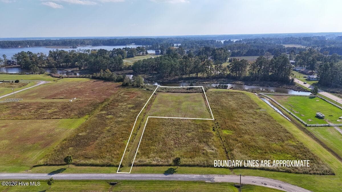 85 Dallas Paul Road, Belhaven, NC 27810