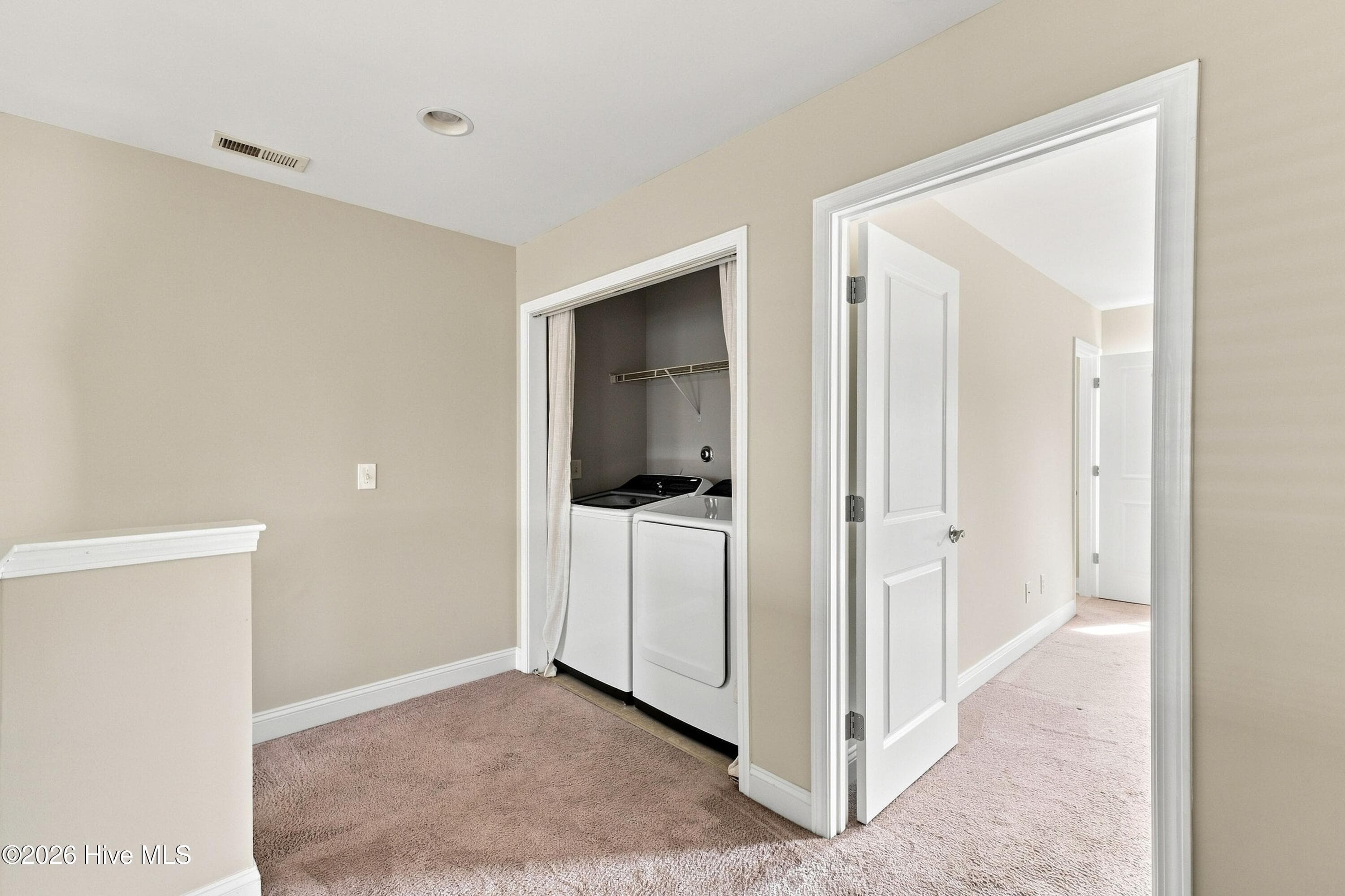 Single Family Residence at 8023 Sweetgrass Court, Wilmington, NC 28412, photo 24 of 33