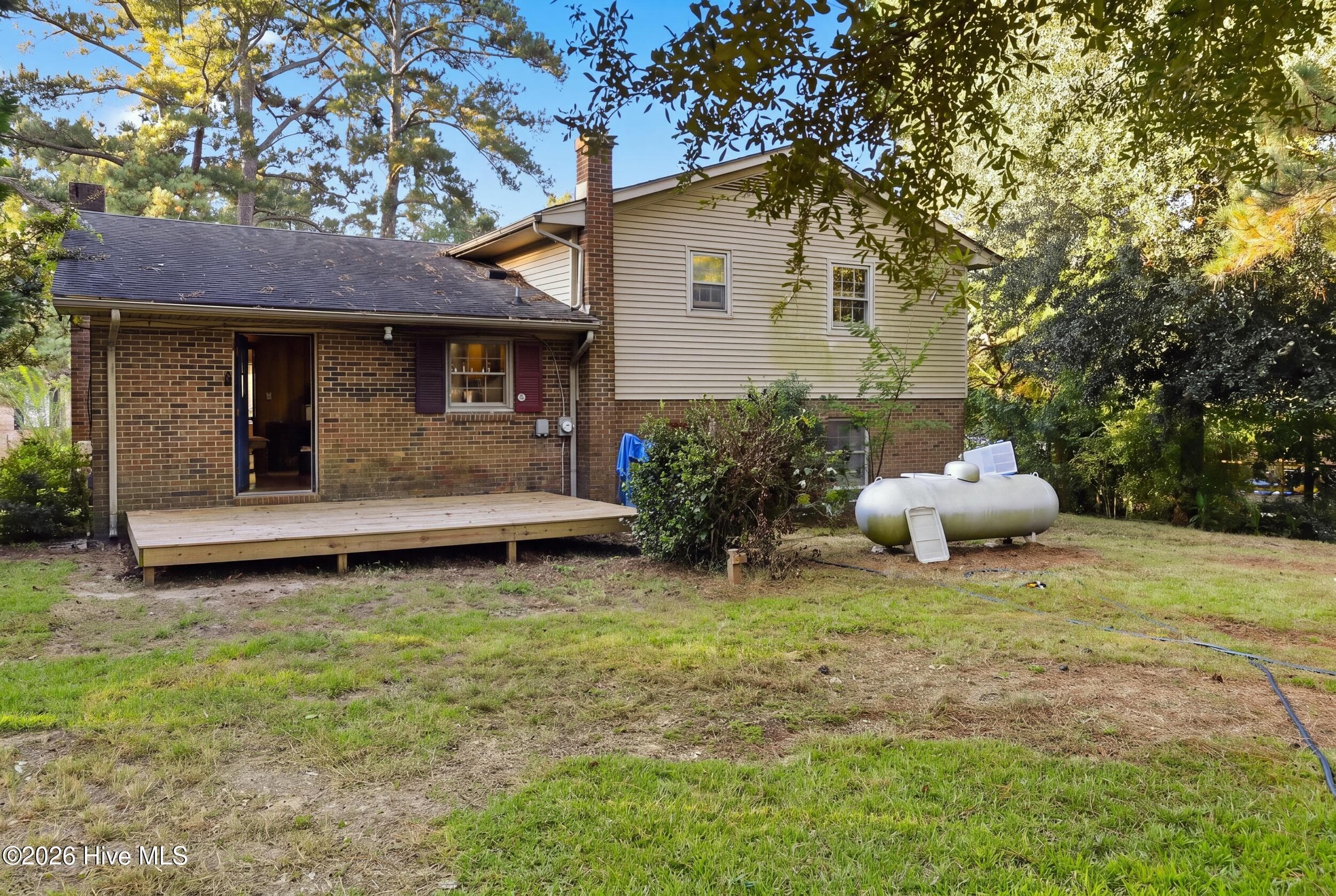 Single Family Residence at 106 Weaver Drive, Williamston, NC 27892, Williamston, photo 4 of 29