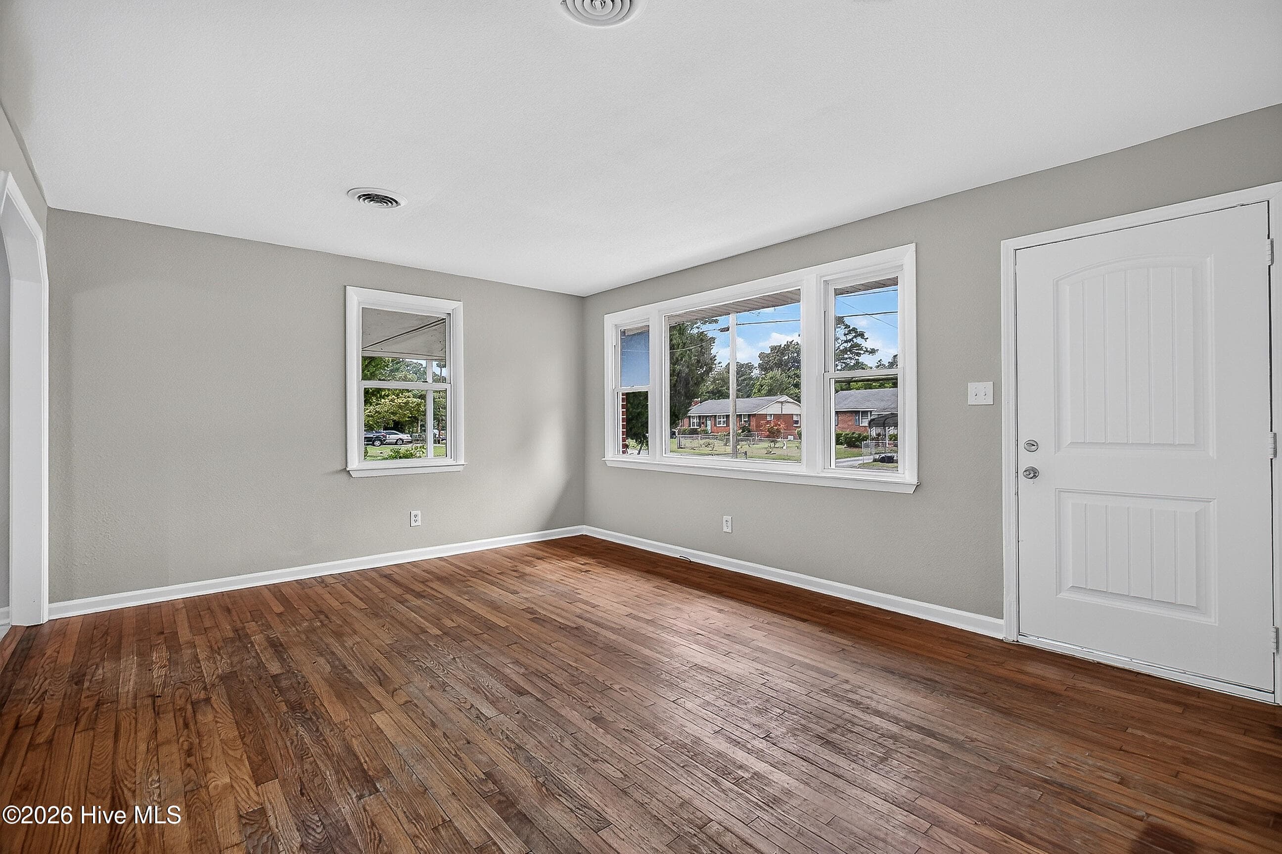 Single Family Residence at 105 Kitt Drive, Jacksonville, NC 28540, photo 6 of 30