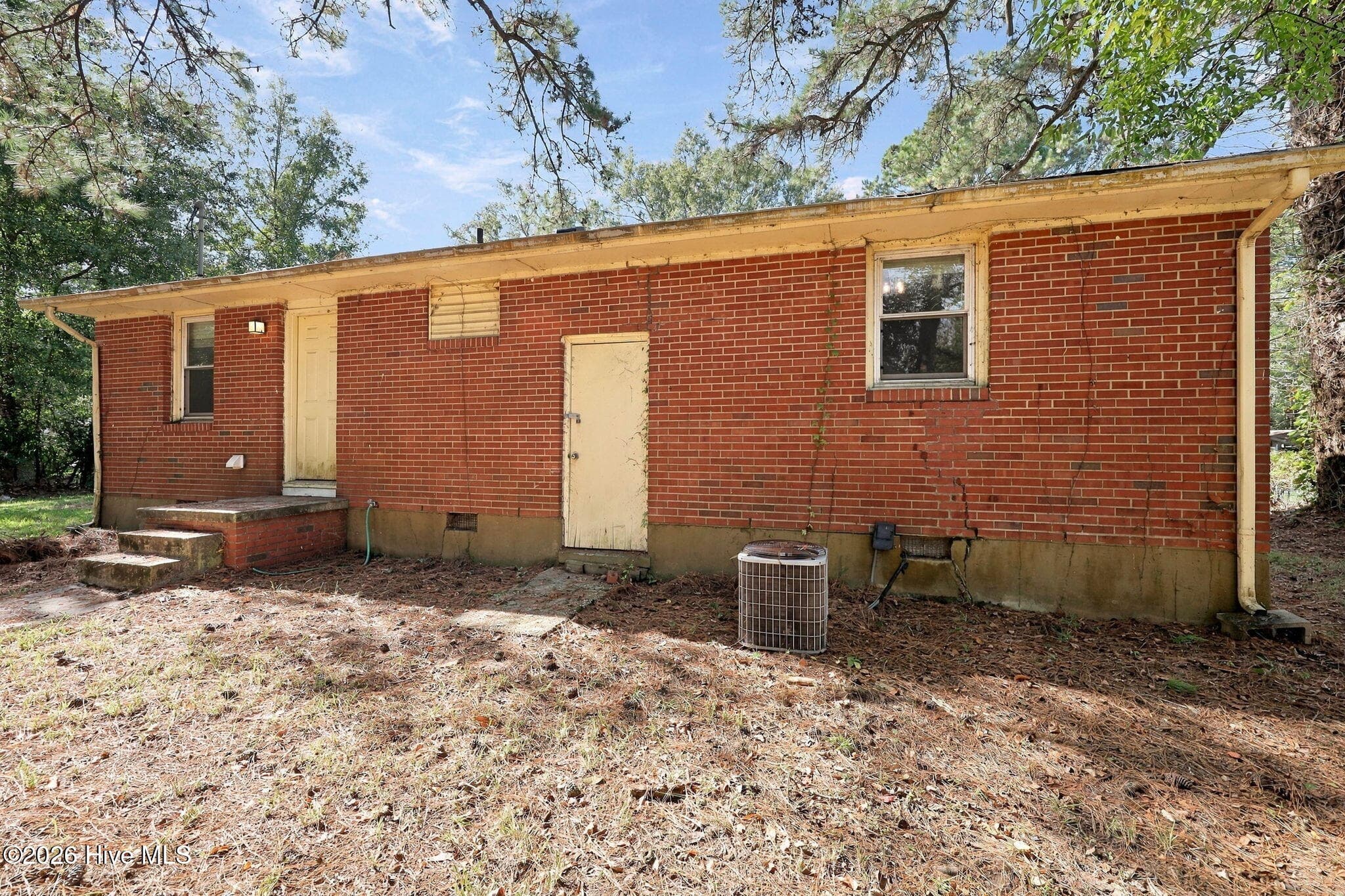 Single Family Residence at 125 Kitt Drive, Jacksonville, NC 28540, Jacksonville, photo 6 of 39