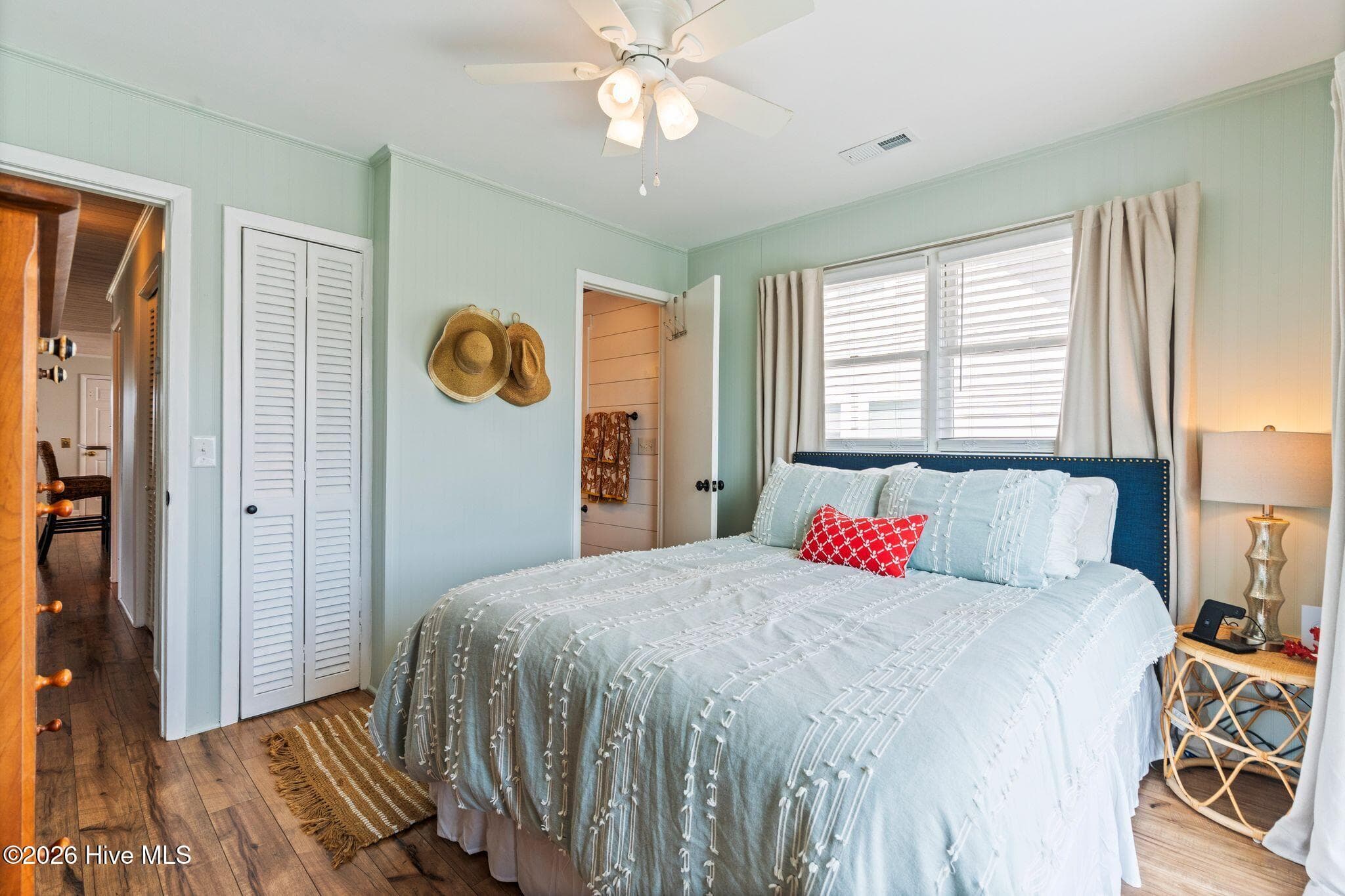 Single Family Residence at 186 Sailfish Drive, Holden Beach, NC 28462, Holden Beach, photo 28 of 50