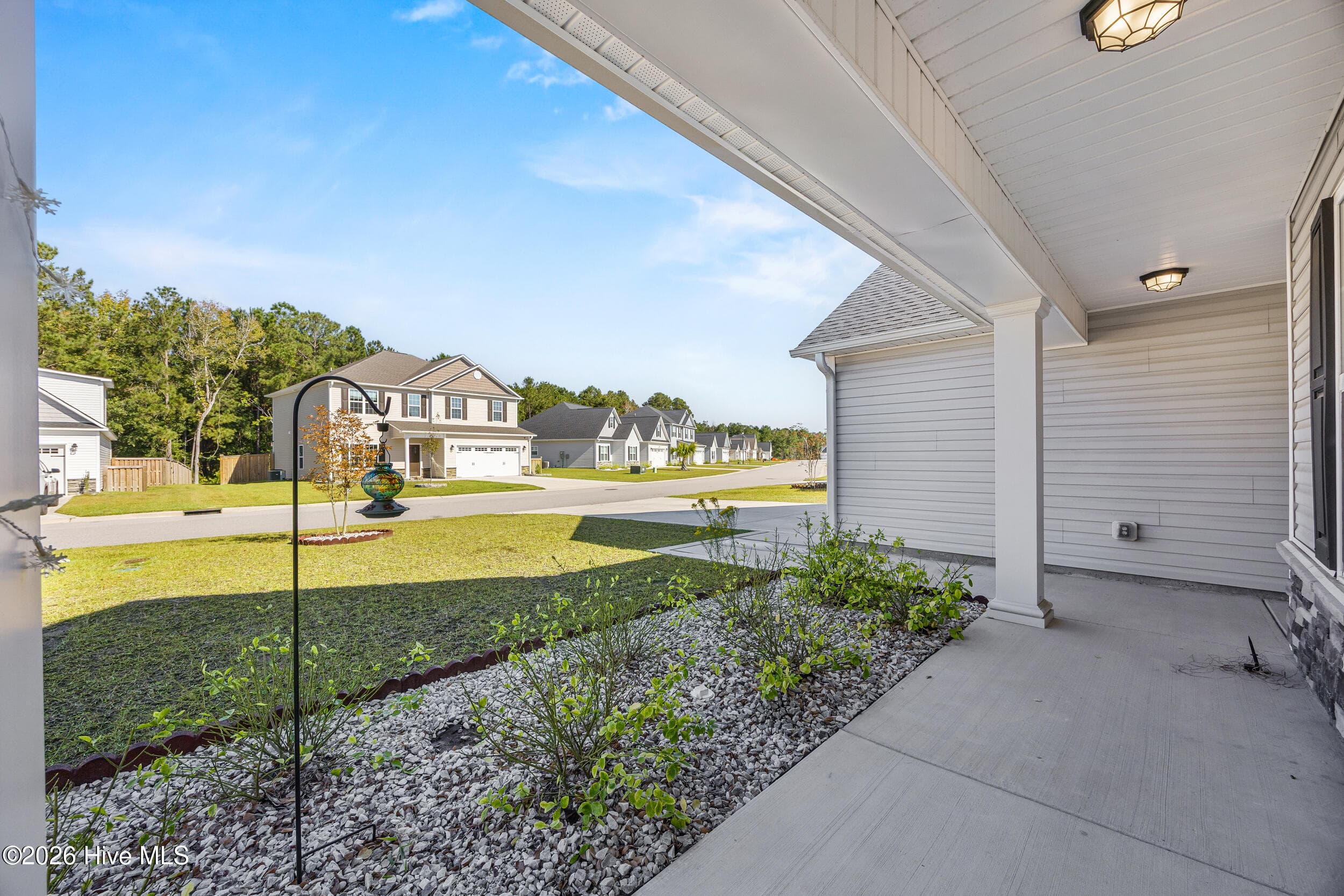 Single Family Residence at 496 Pebble Shore Drive, Sneads Ferry, NC 28460, Sneads Ferry, photo 4 of 48
