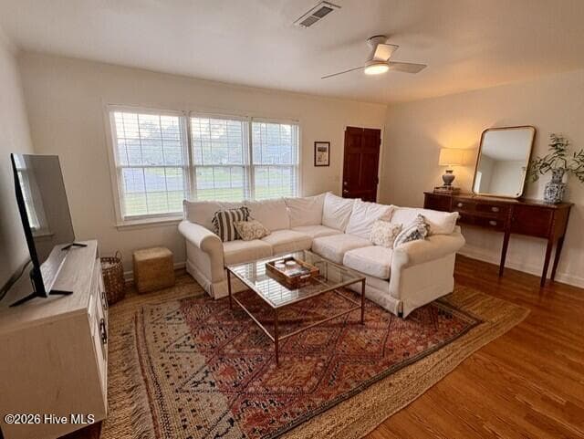 Single Family Residence at 1202 Spring Branch Road, Wilmington, NC 28405, photo 6 of 21
