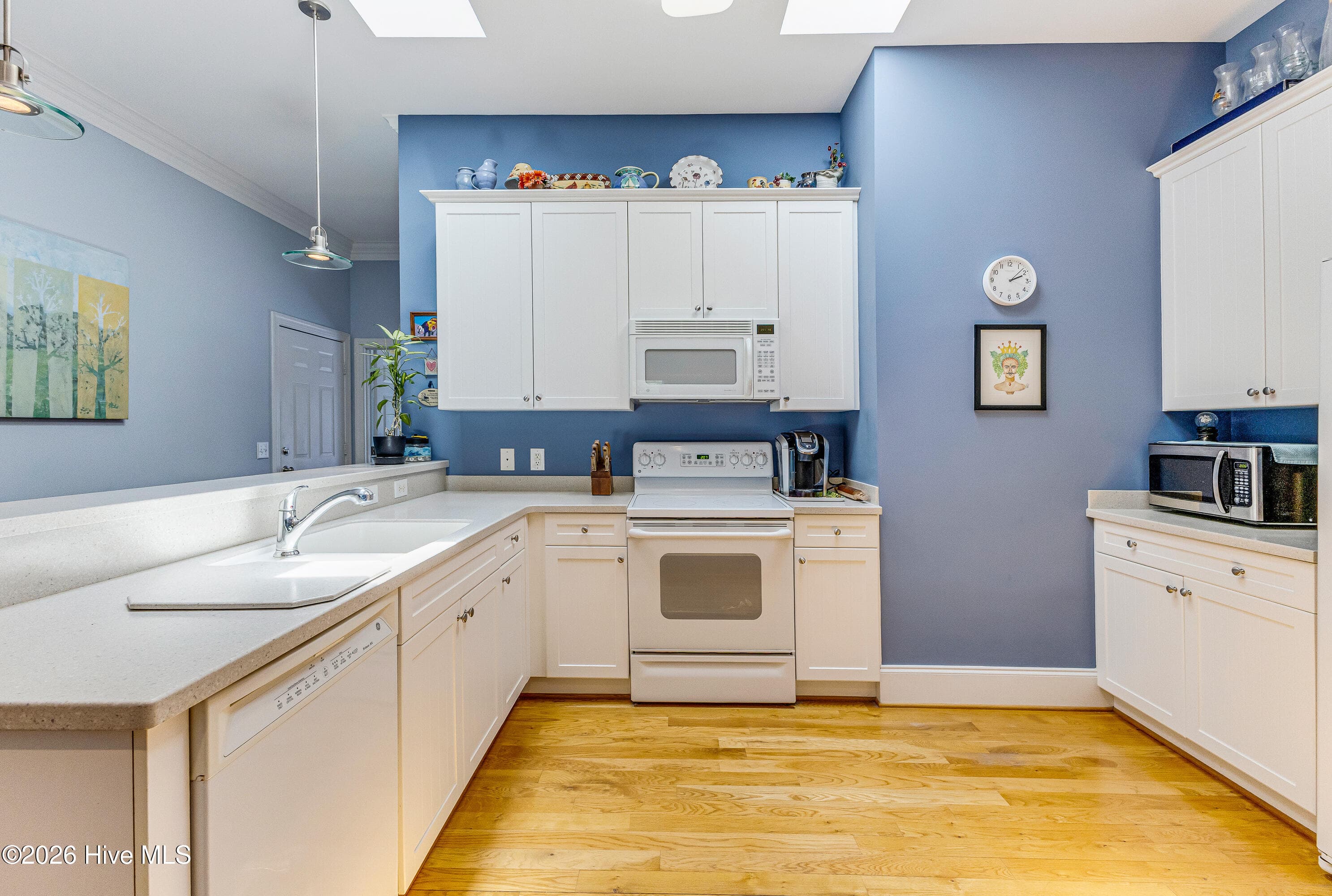 Great for Big Meals - 701 N Howe Street 8, Southport, NC 28461