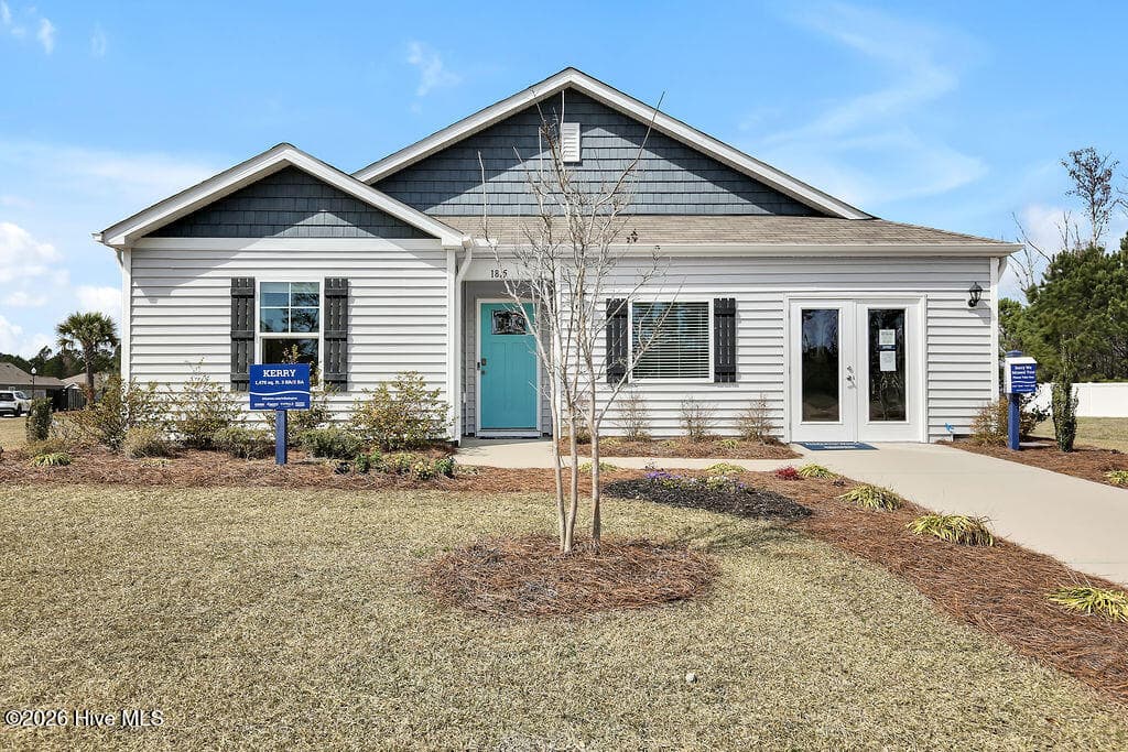 Single Family Residence at 3020 Maravella Court SE Lot 5, Bolivia, NC 28422, photo 3 of 46