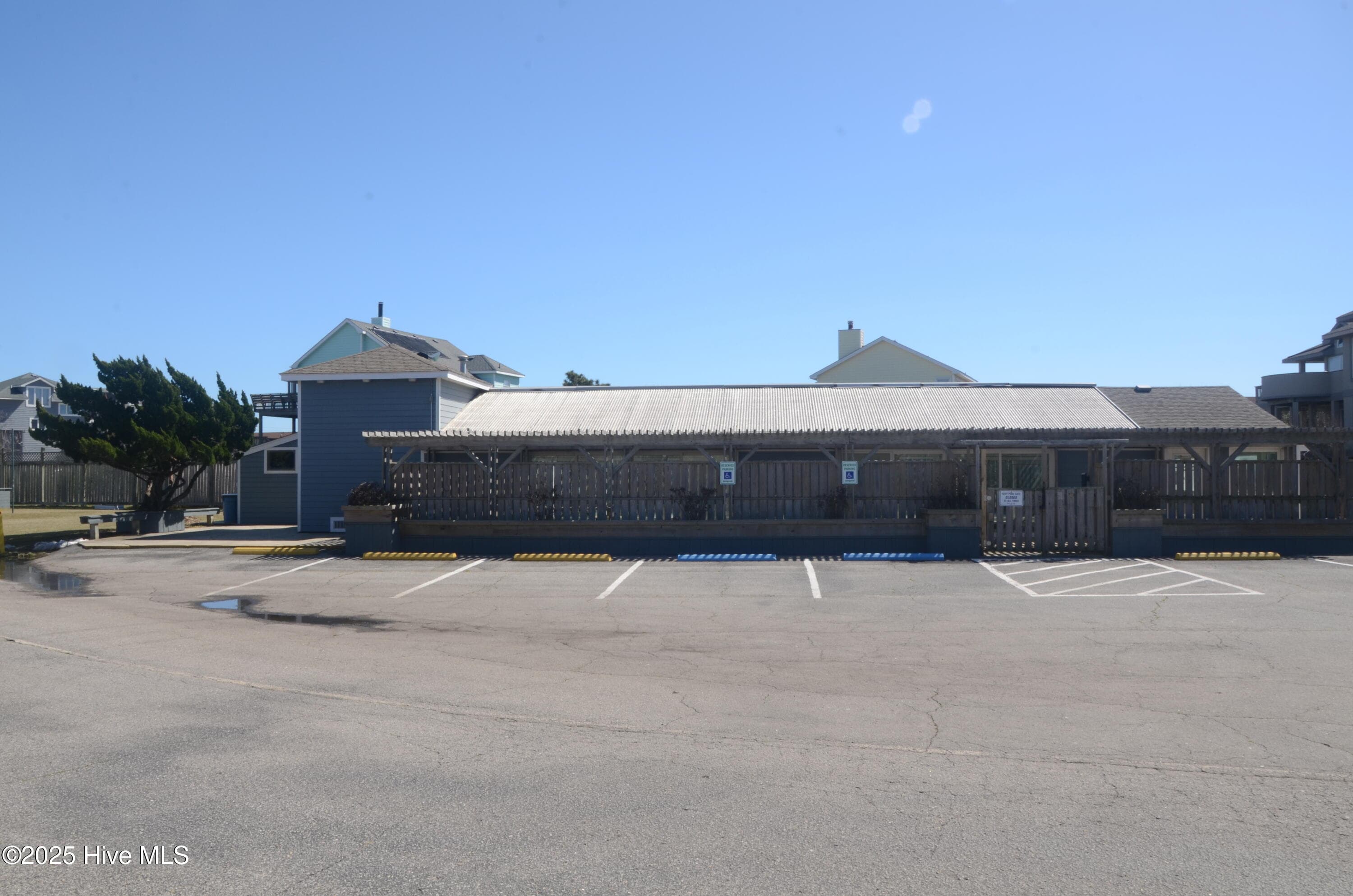 Timeshare at 1445 Duck Road, Duck, NC 27949, photo 3 of 4